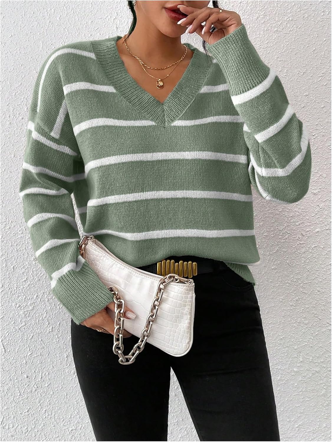 Verdusa Women's Striped V Neck Long Sleeve Sweaters Drop Shoulder Lightweight Pullover Sweaters - Image 4