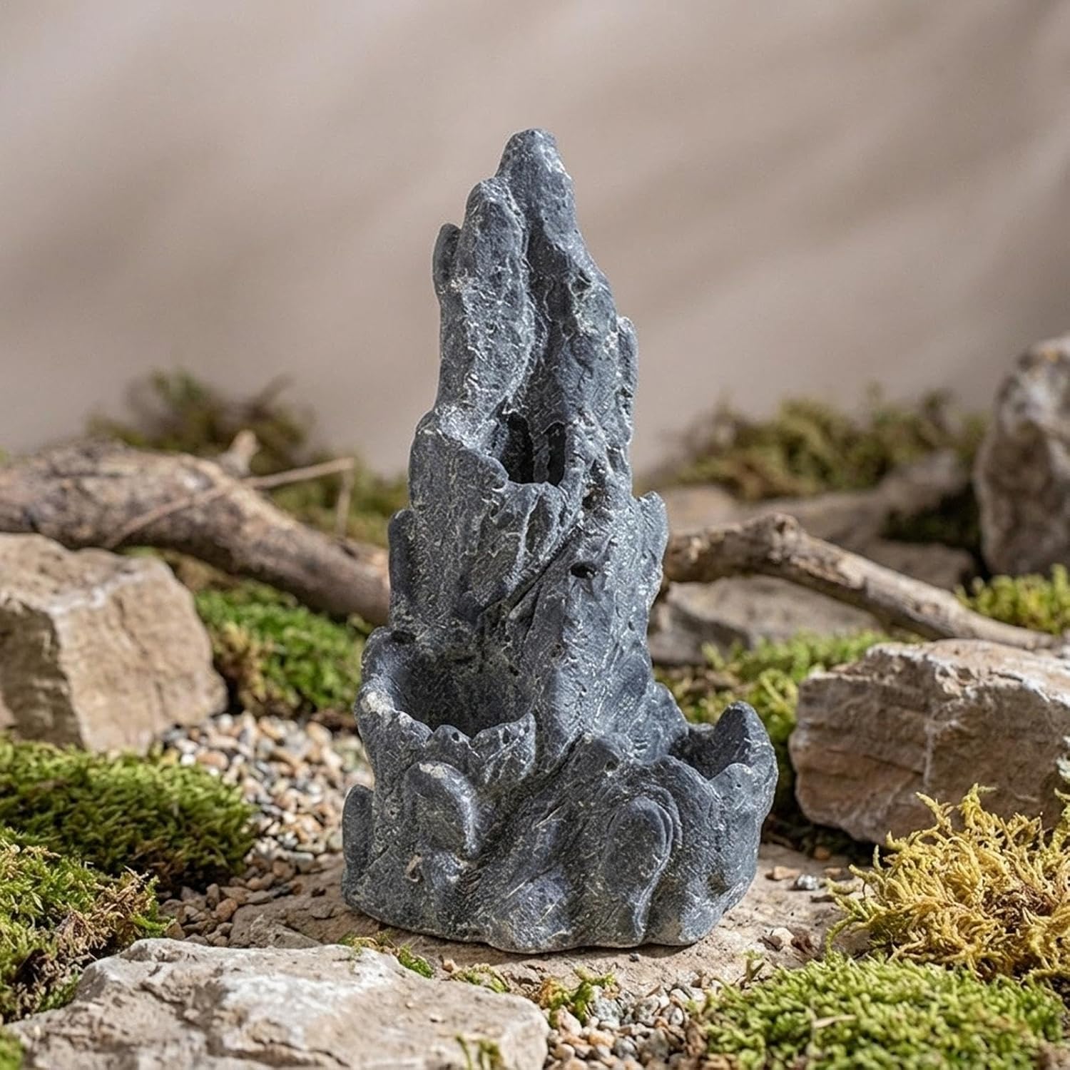 Reptile Artificial Rock Cave, Rockery Ornament Landscaping Model Prop, Versatile Artificial Stone Hide for Small Reptiles, Black