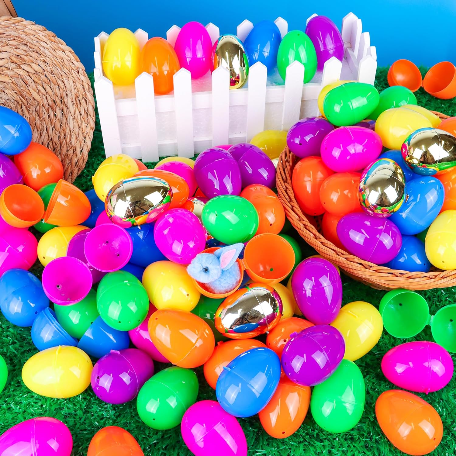 200 Pack Easter Eggs Bulk Include 6 Surprise Golden Eggs, 2.4 Inch Bright Colors Fillable Empty Plastic Easter Egg for Easter Hunt, Easter Basket Fillers, Easter Party Favors