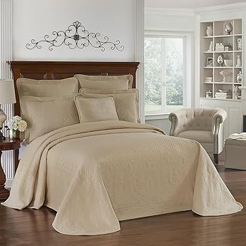 King Charles Modern Farmhouse Floral Matelasse Bedspread, 100% Cotton Breathable Bedding, Full/Queen, Blue
