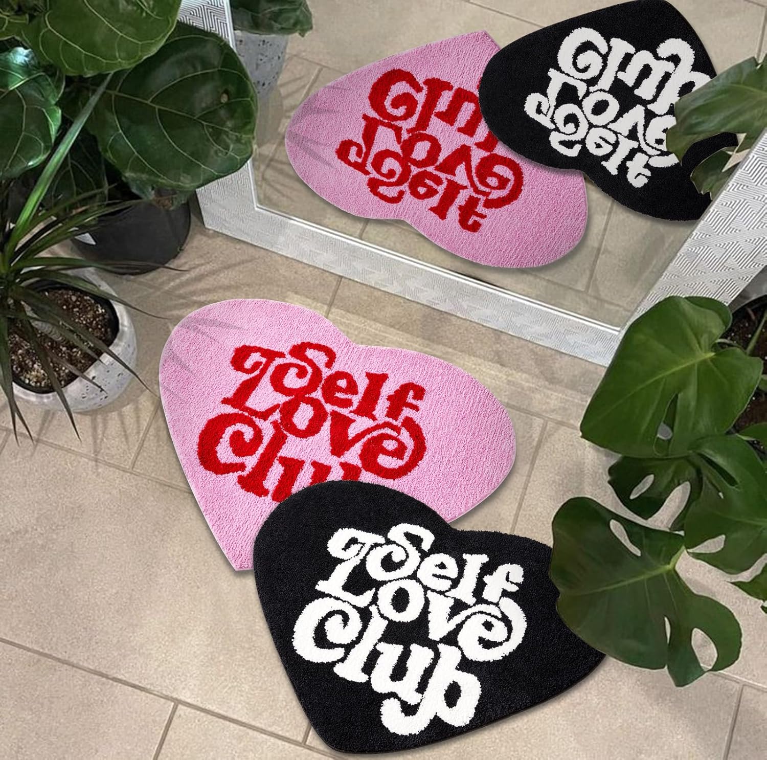 Cute Hot Pink Small Area Rugs for Bedroom Bathroom Living Room College Dorm Aesthetic, Heart Shaped Modern Y2K Preppy Rug, Funky Trendy Bath Mat Soft Shaggy Bathroom Rugs Non Slip Washable