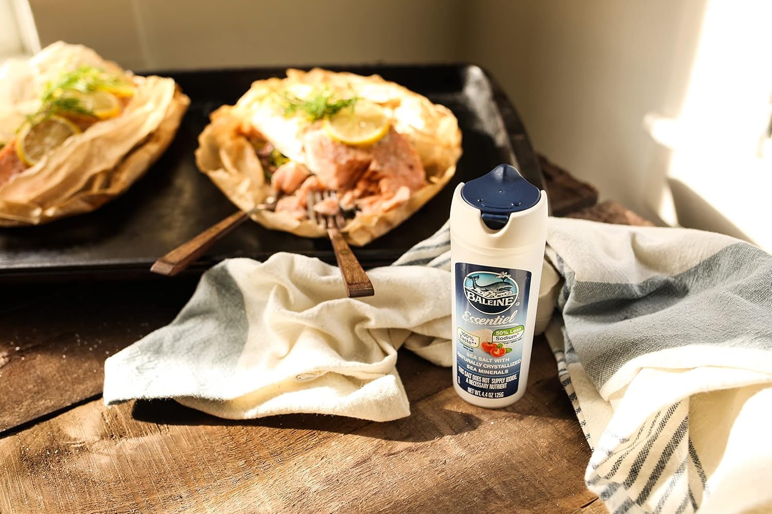 La Baleine Fine Sea Salt Shaker - Image 5