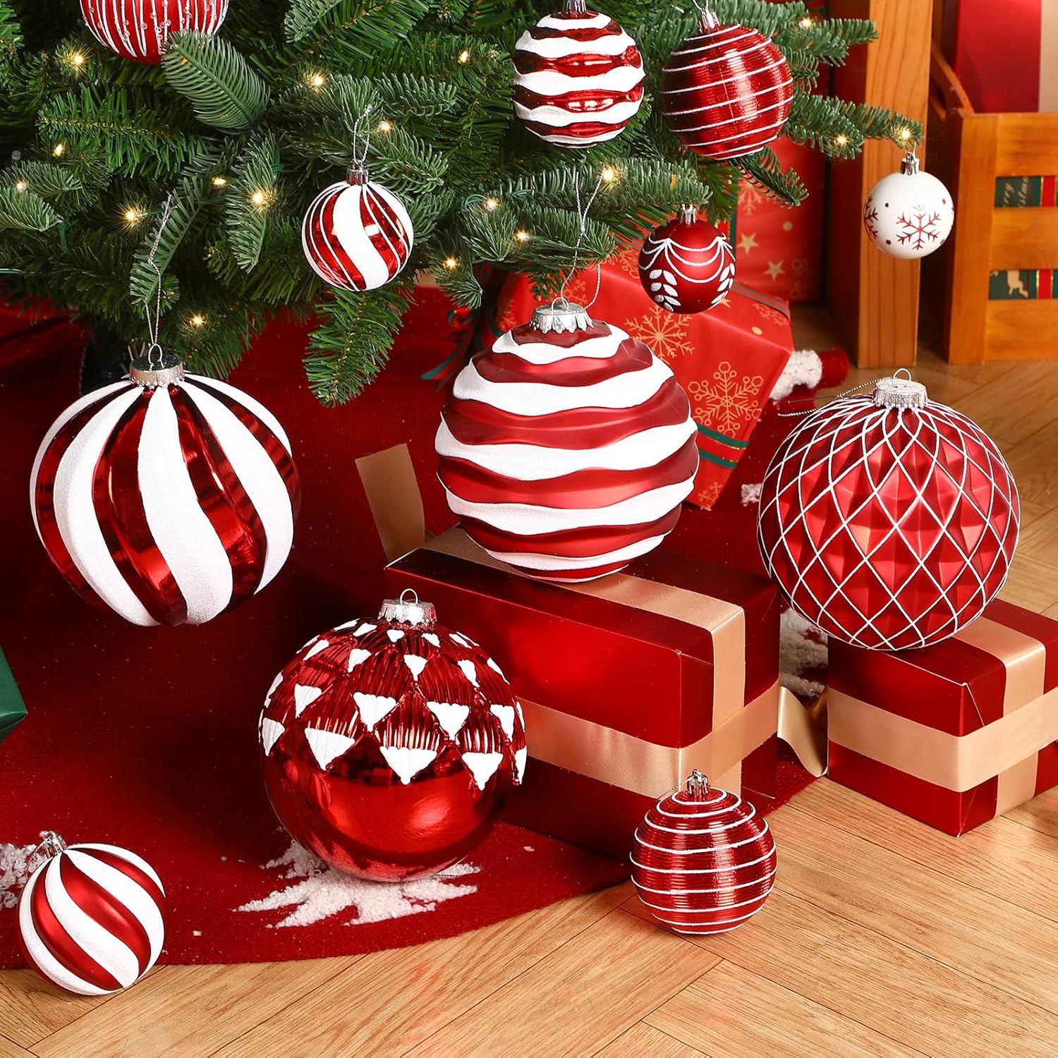 Alupssuc 6''/150mm Large Christmas Ball Ornaments, 4Pcs Christmas Tree Decor, Shatterproof Hanging Decorations with Hooks, Red & White Baubles for Xmas Tree, Wedding, Holiday and Party Decor