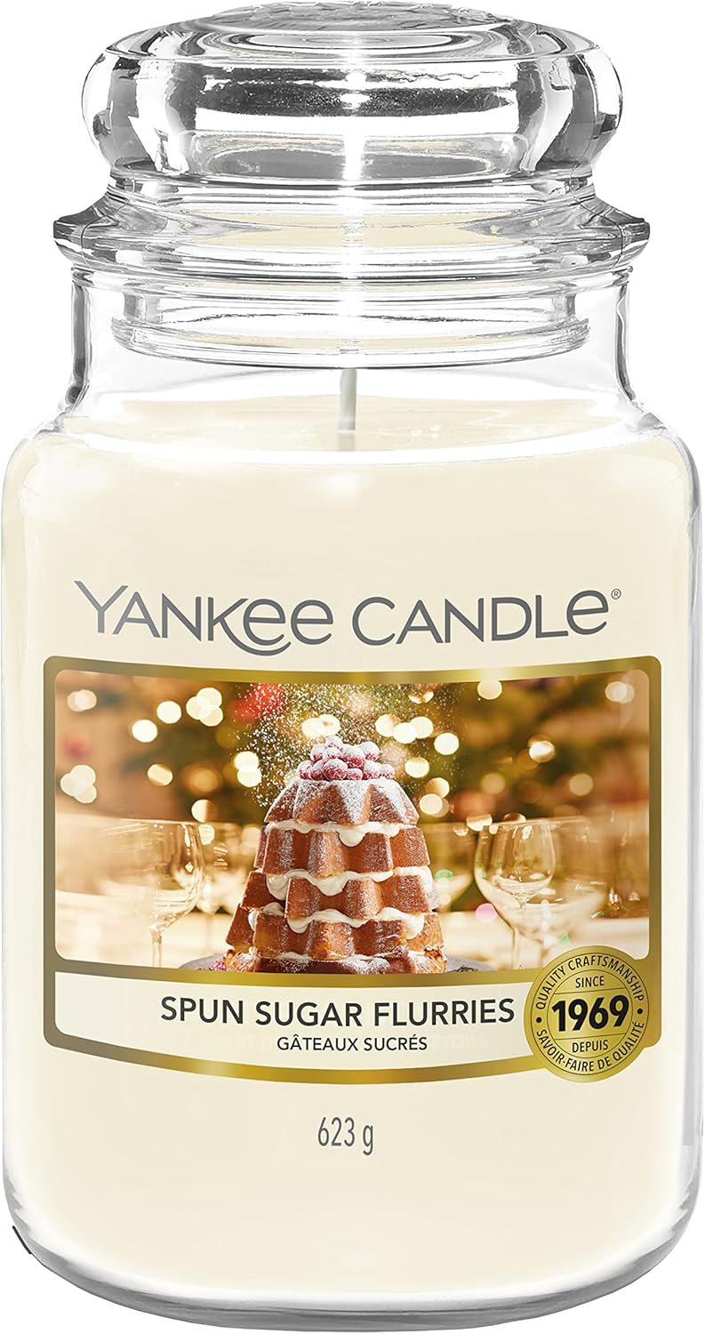 Yankee Candle Signature Scented Candle | Snowflake Kisses Large Jar Candle with Double Wicks | Soy Wax Blend Long Burning Candle | Perfect Gifts for Women