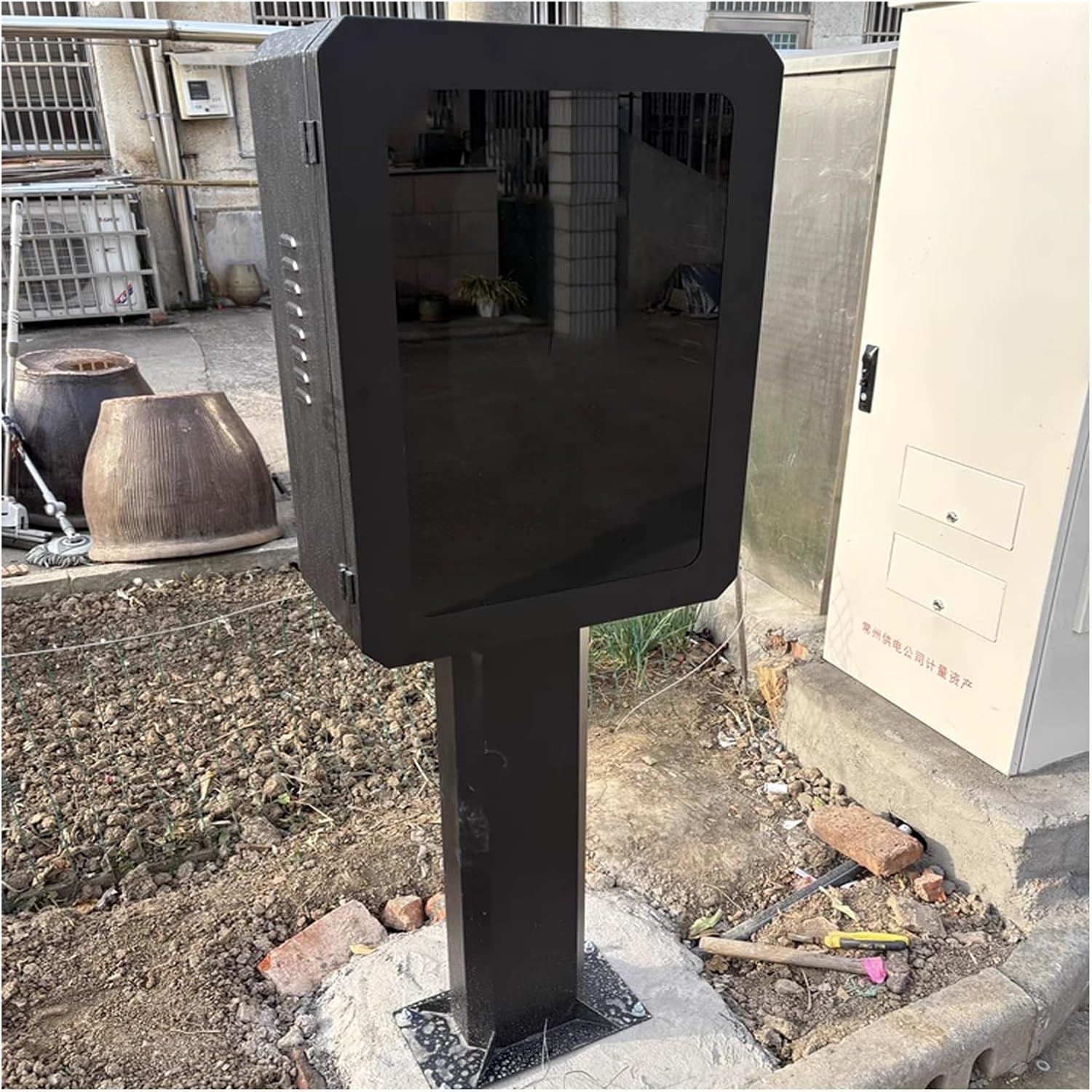 Outdoor EV Charger Pedestal, 59.1" All-Weather Electric Vehicle Charging Station Stand with 5mm Tempered Glass, Durable Black & White EV Charger Holder for Home & Commercial Use,Black,H-59.1in