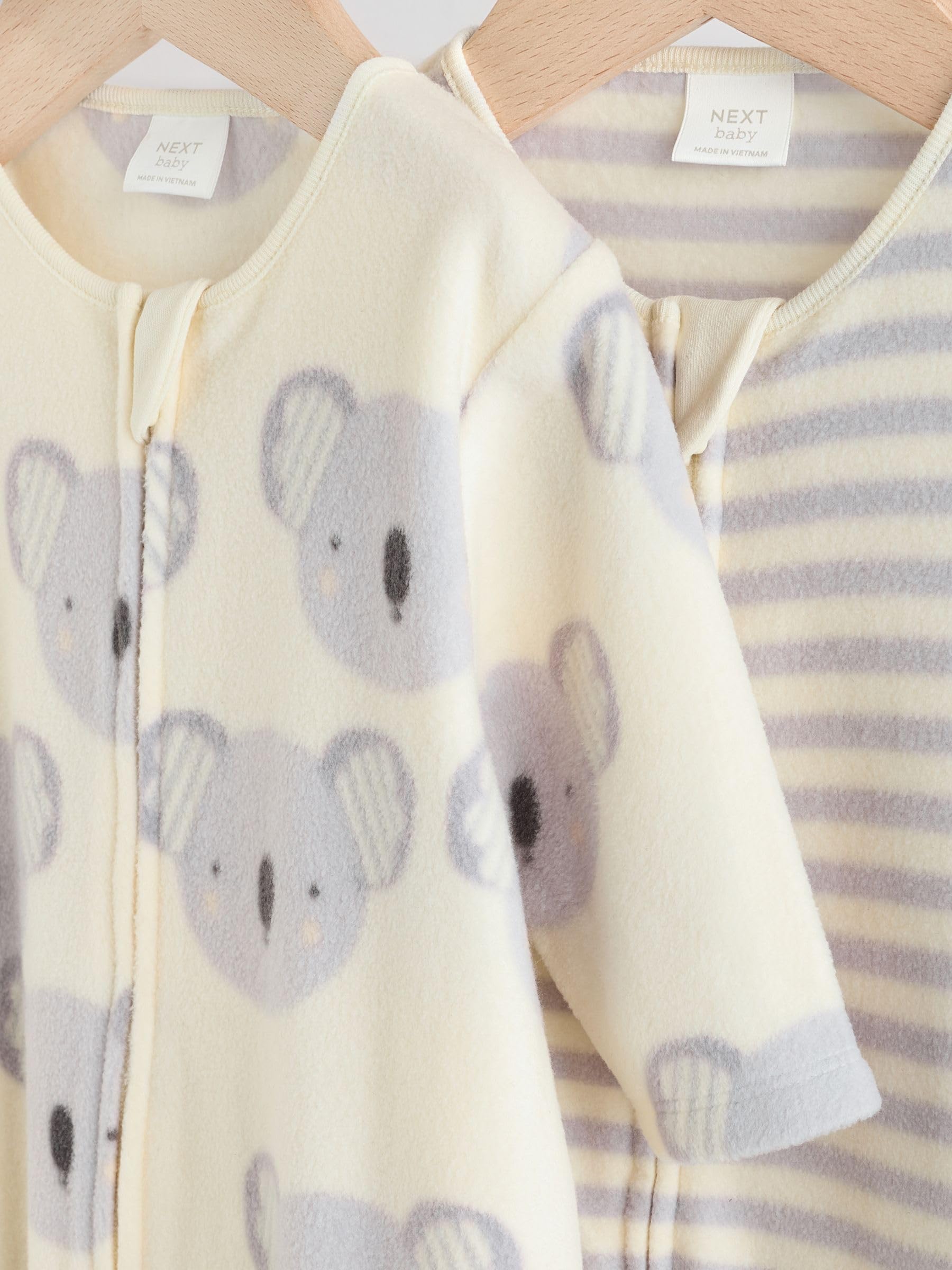 NEXT Bambini Confezione da 2 Tutine per Neonati in Micropile con Zip bidirezionale