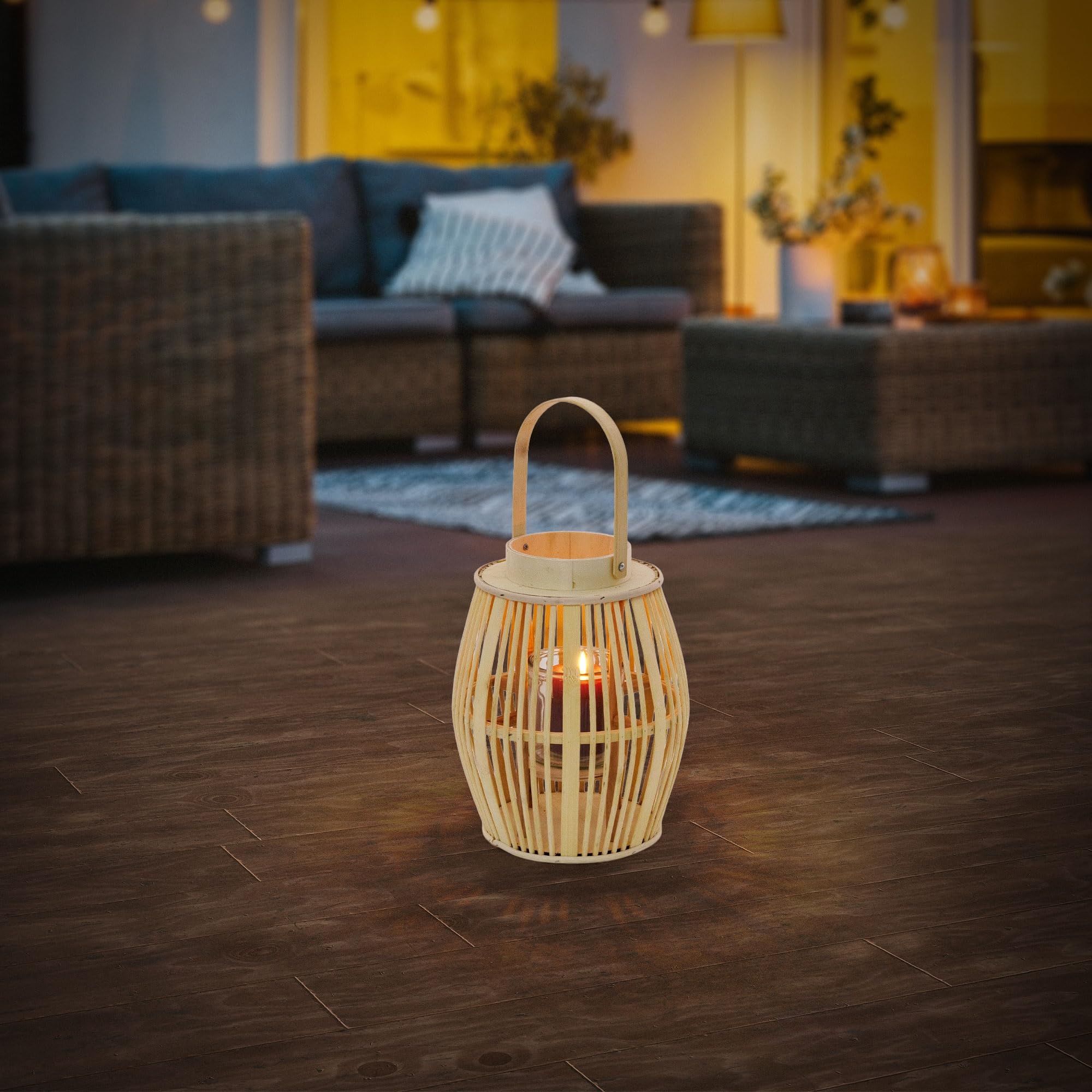 ECD Germany Linterna de Bambú de Madera, 44cm de Altura, Portavelas de Jardín con Asa y Inserto de Cristal, Farolillo de Estilo Boho, Lámpara Colgante Interior/Exterior Decorativo para Terraza, Balcón