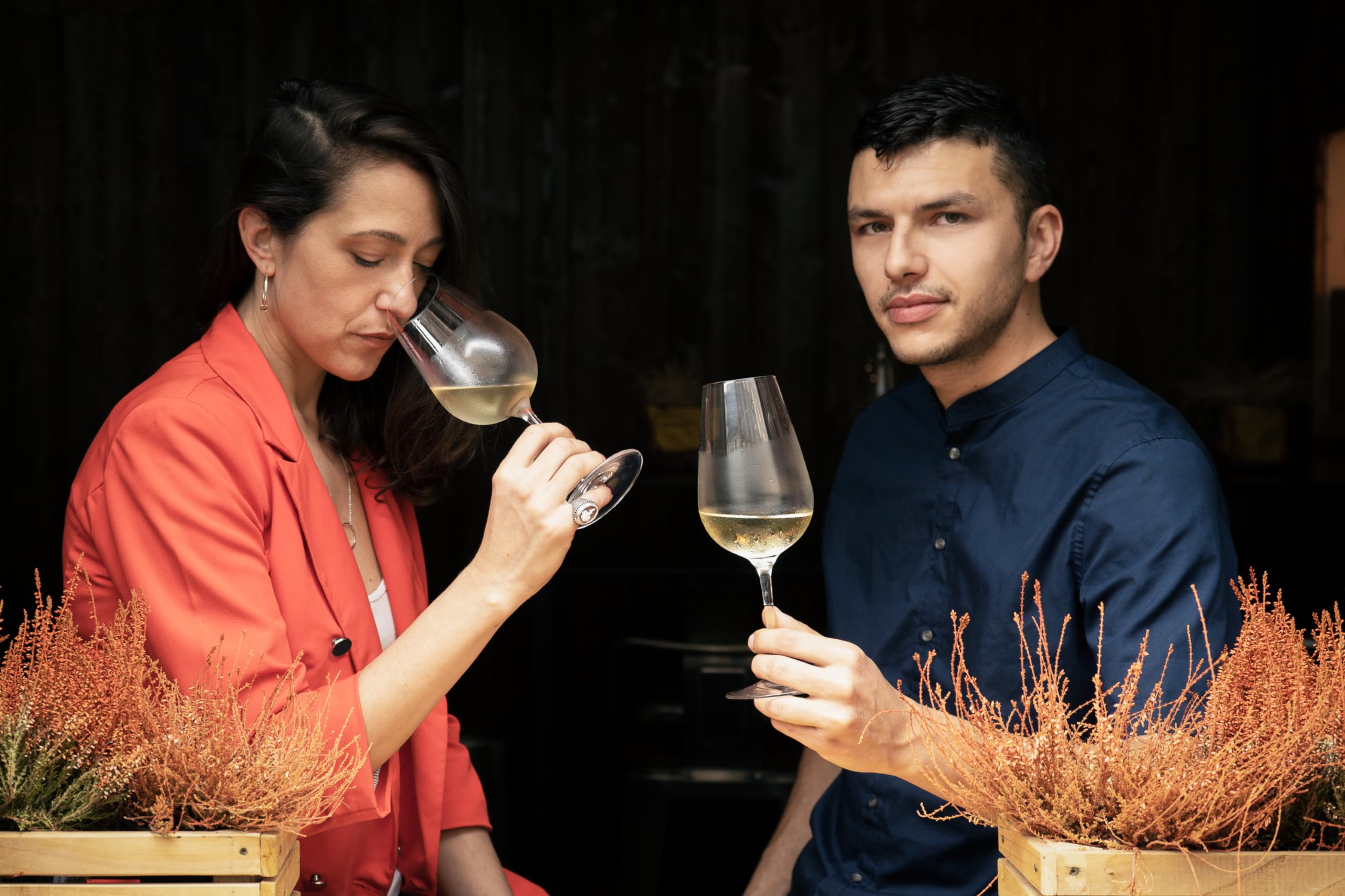 Premium Weißweingläser - 6 Gläser - Kristallklar [Spülmaschinenfest] Ideal für Weinliebhaber | Weingläser Set Wein Glas für ein intensives Geschmackserlebnis - JETZT NEU