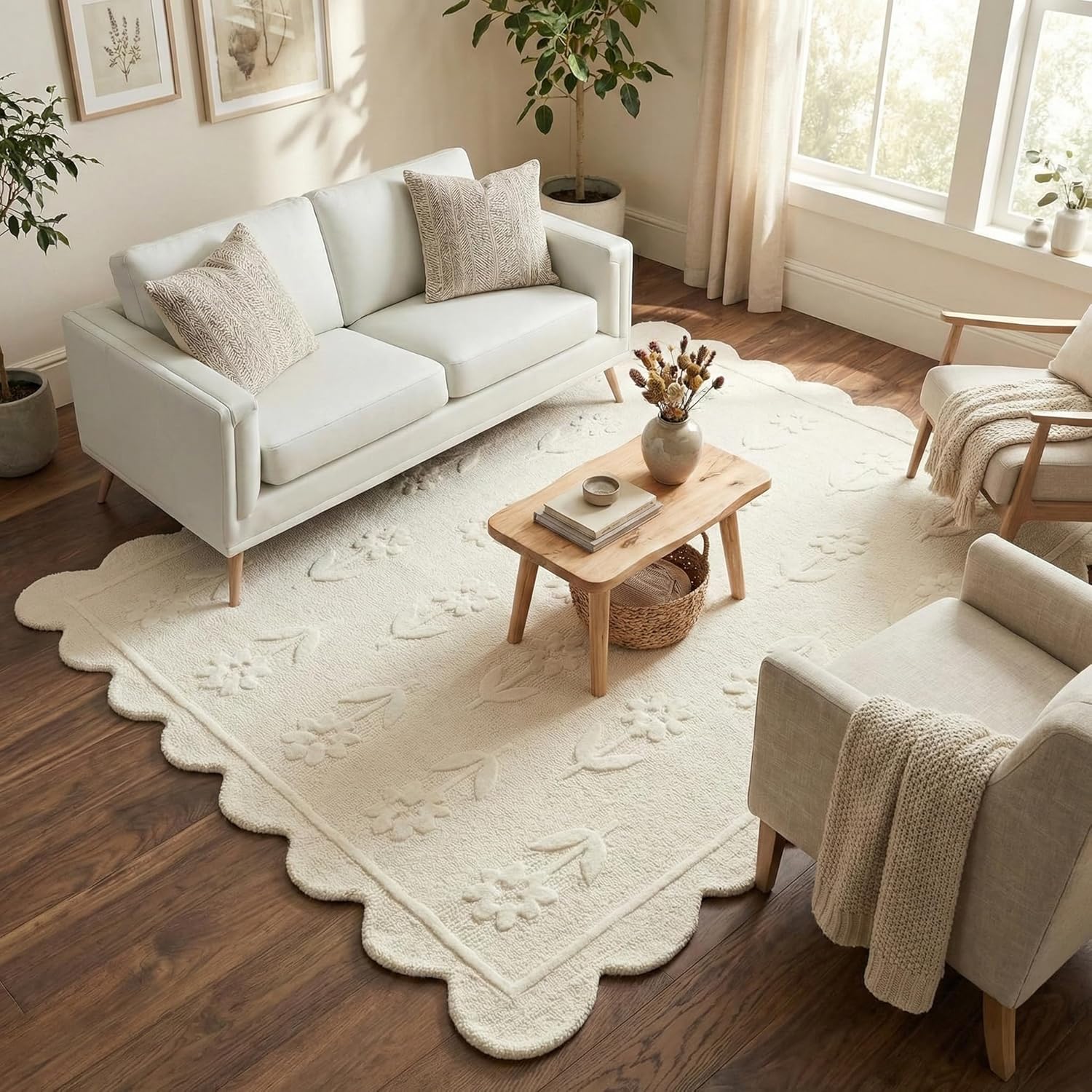 Jessa Scallop Floral Rug – Handmade Wool Area Rug with Non-Slip Cotton Backing – Soft and Durable – Ideal for Living Room, Bedroom, and Home Décor – Anti-Skid Design (Beige, 4' x 6')