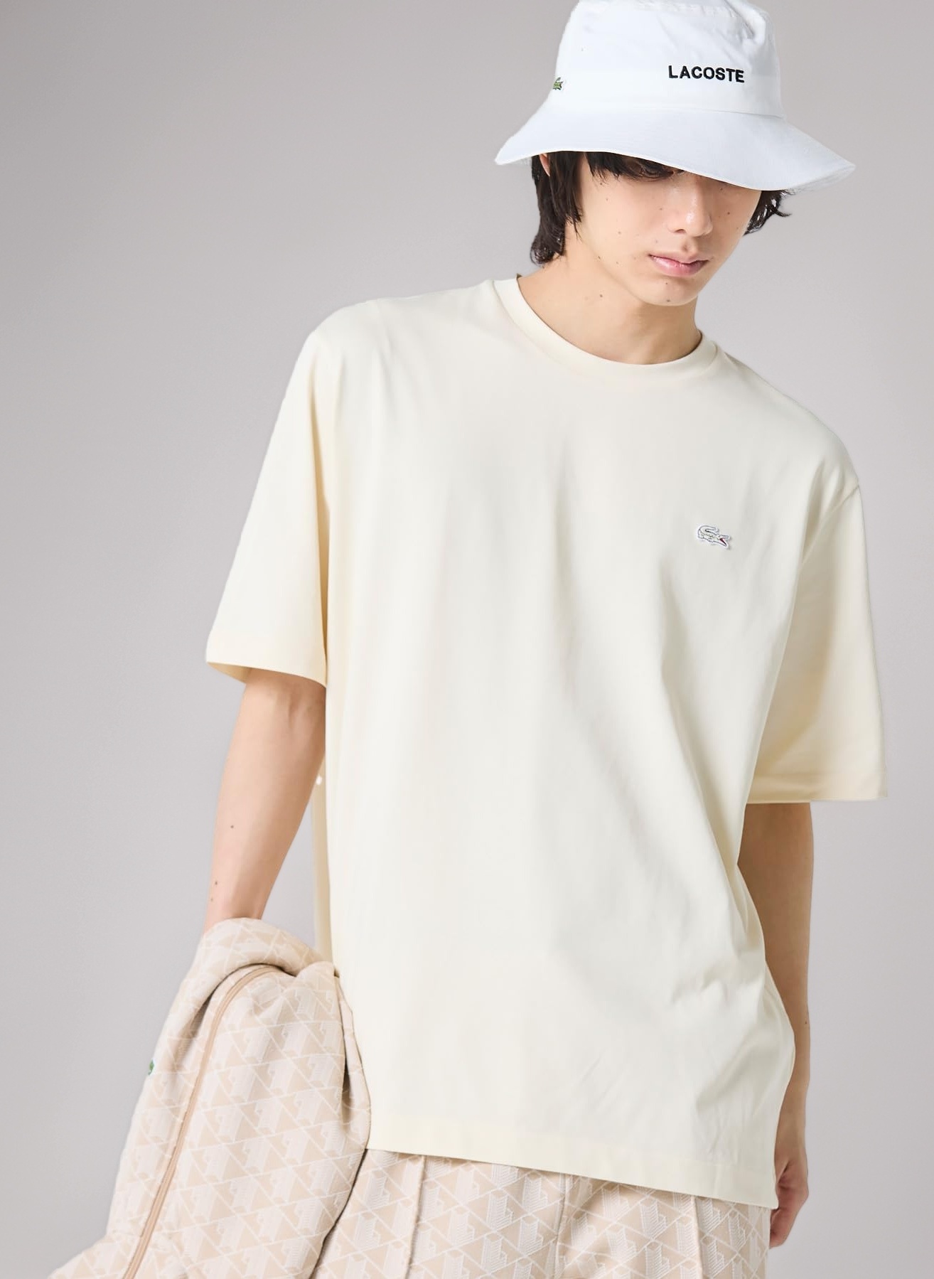 Amazon | [Lacoste] [公式] ワンポイントロゴクルーネックTシャツ