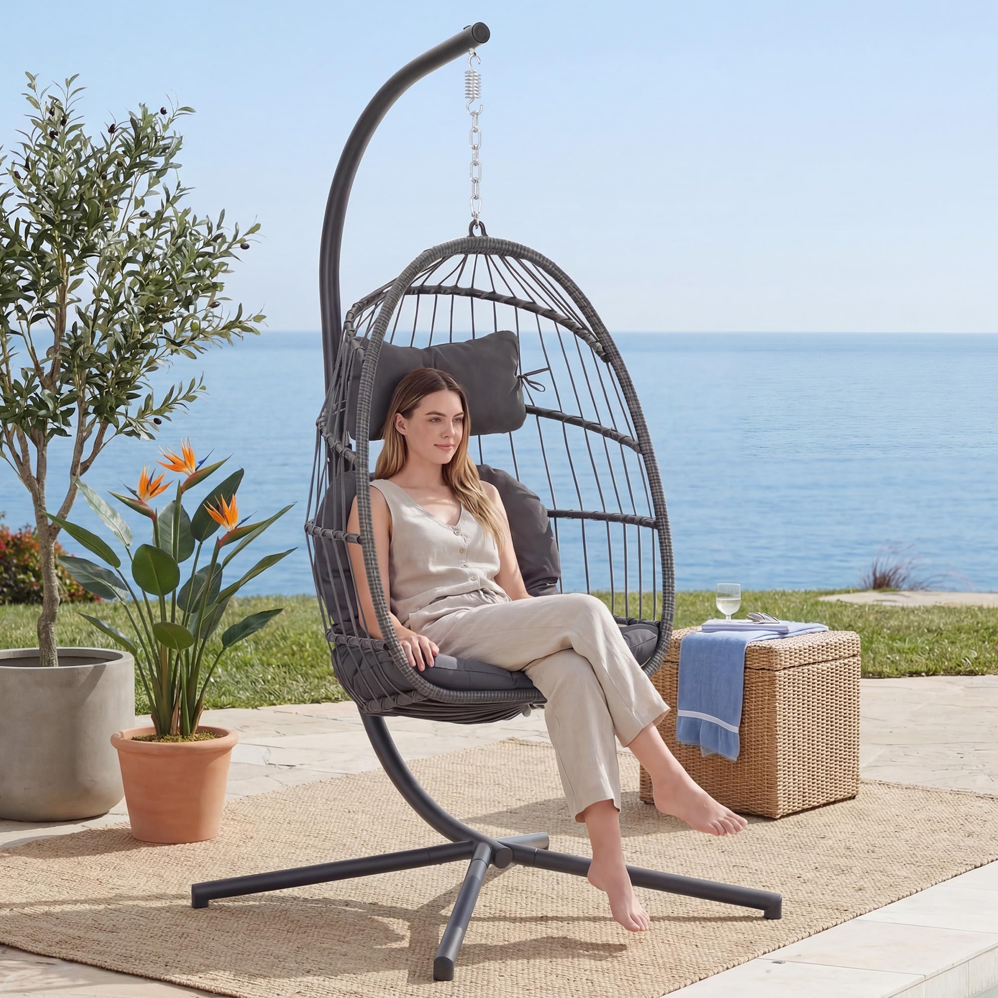 Yechen Egg Chair w/ Stand