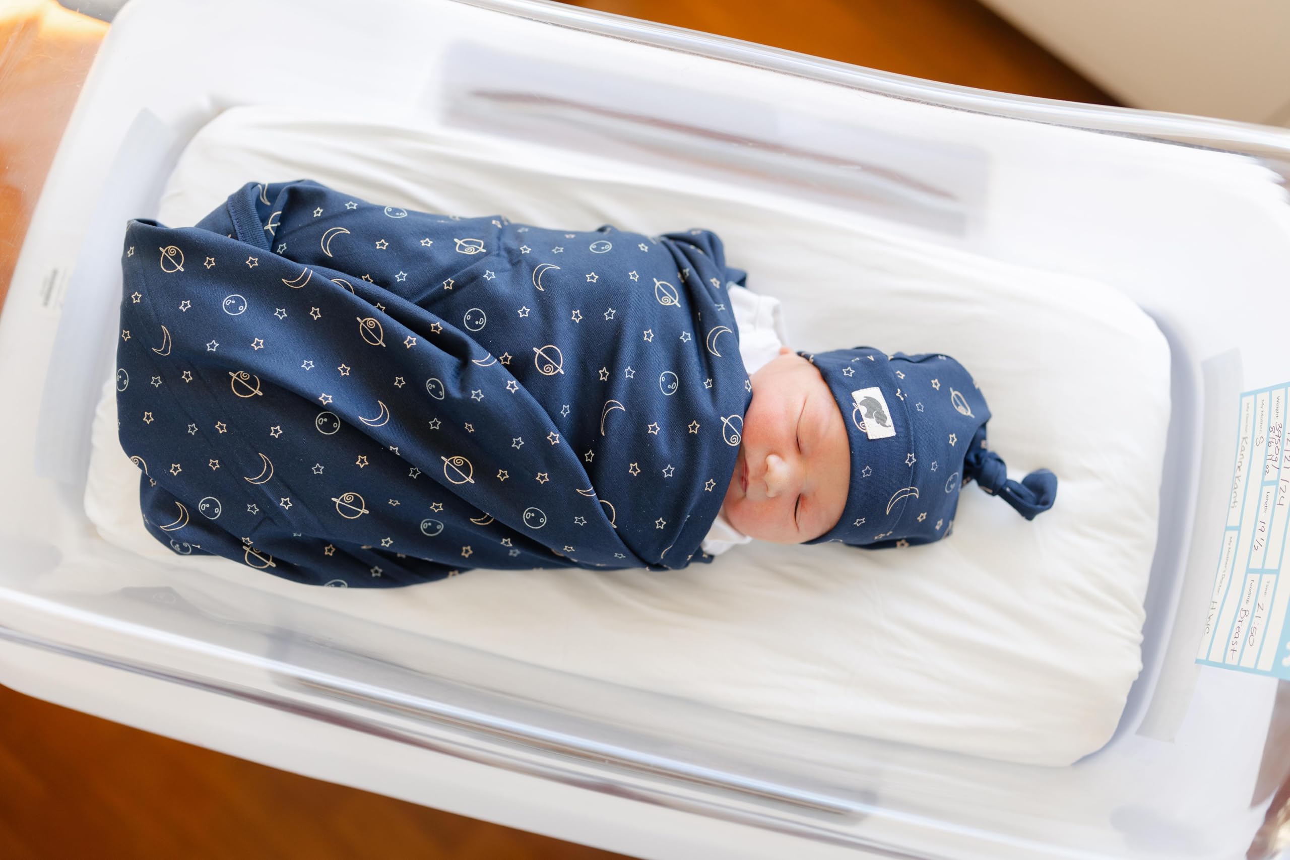 monica + andy Baby Beginnings Box Gallery Image