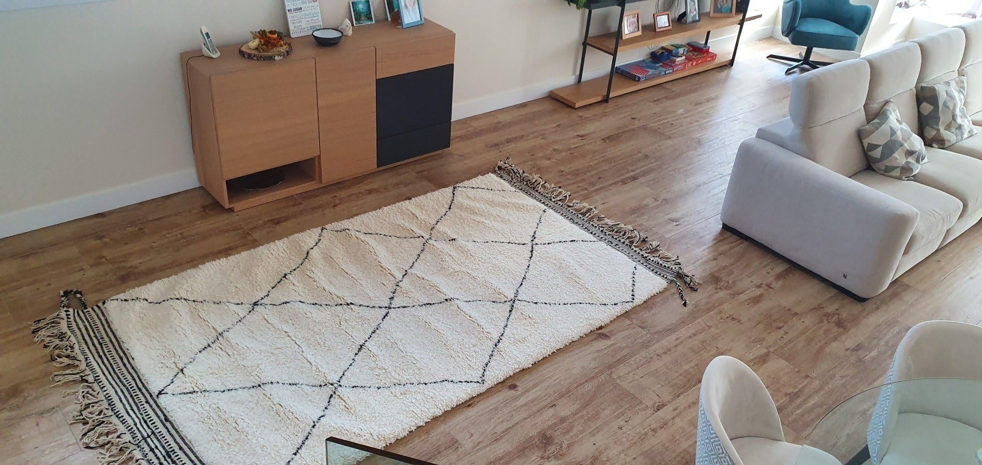 Alfombra bereber Beni Ouarain de pelo largo para dormitorio y pasillo largo
