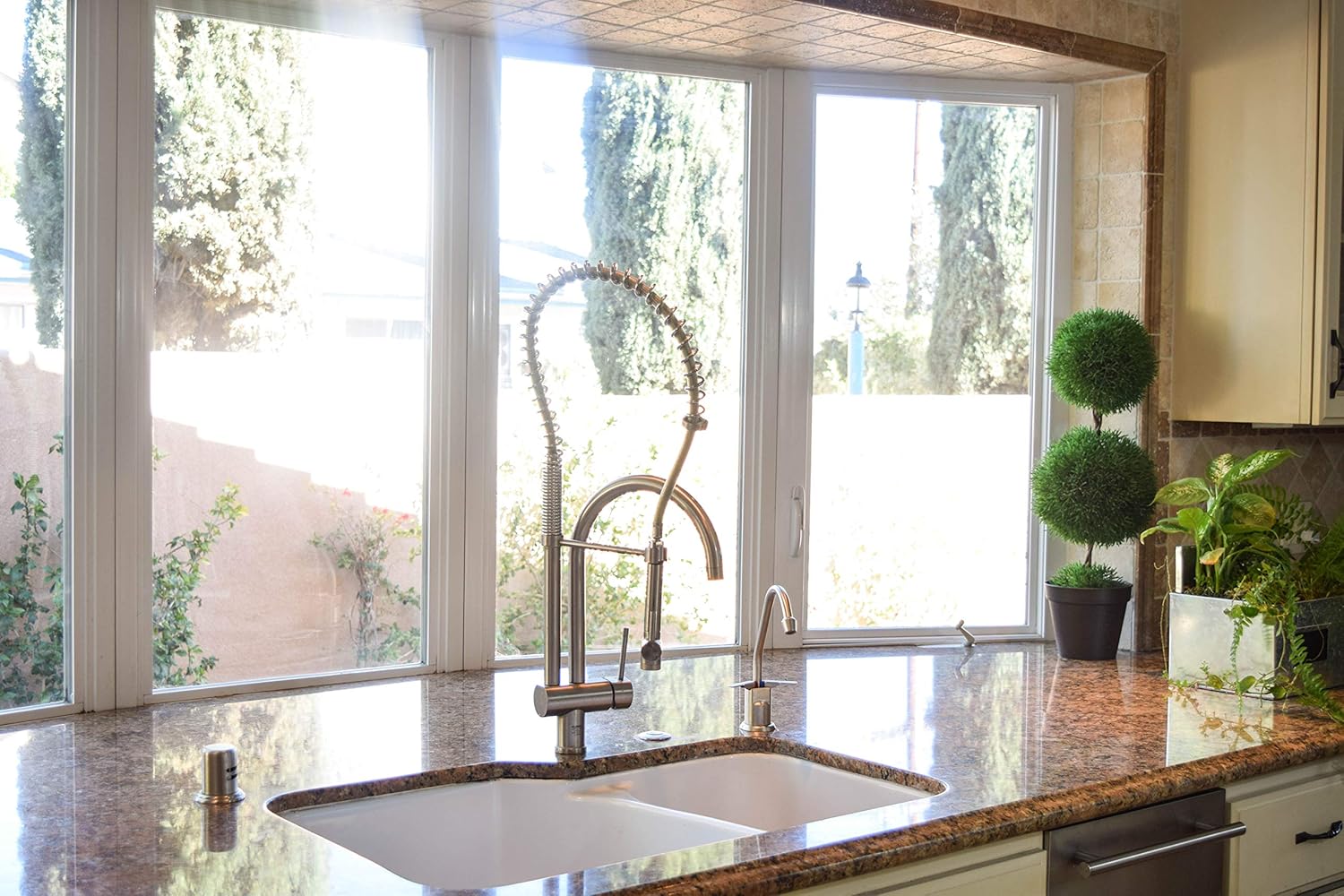 d-c-fix 338-0011-4PK Privacy Glass Reusable Static Cling Window Film, Frost, 17" x 59" Roll, 4-Pack