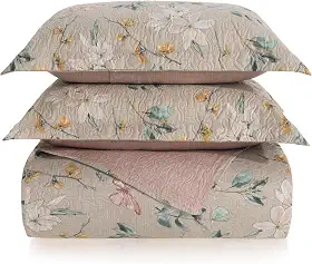 Kit Cobre Leito Colcha Boutis 3 Peças Matelado Ultrassônico Estampado Dupla Face Porta Travesseiro Aba Americana Micro Percal 150 Fios (Isabel Areia, Casal)