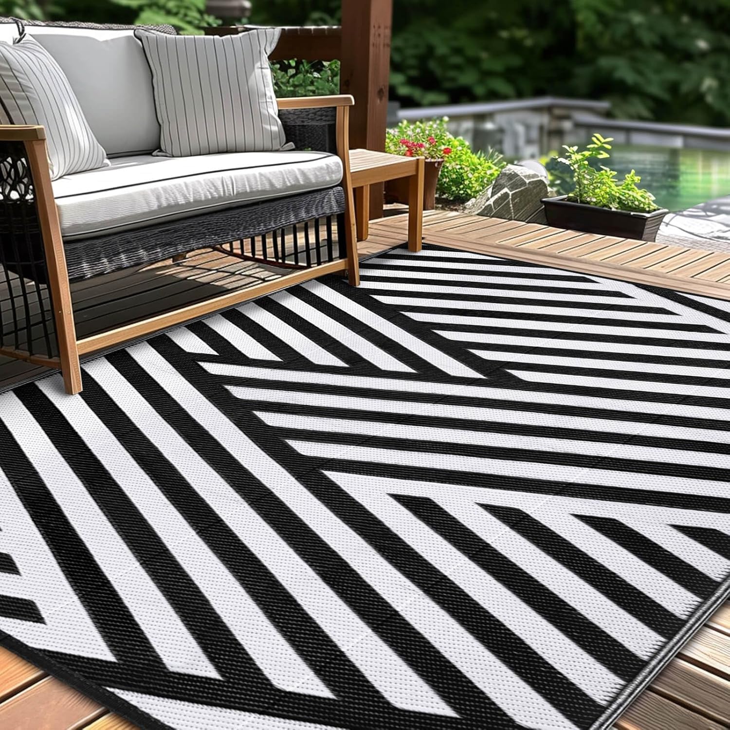 Outdoor Patio Plastic Straw Rug - 4x6 ft Outdoor Camping Rug Waterproof Reversible, Area Carpet Patios Clearance RV, Outside Porch Balcony Deck for Camper, Modern White Black Modern White Black 4' x 6' (Rectangular)