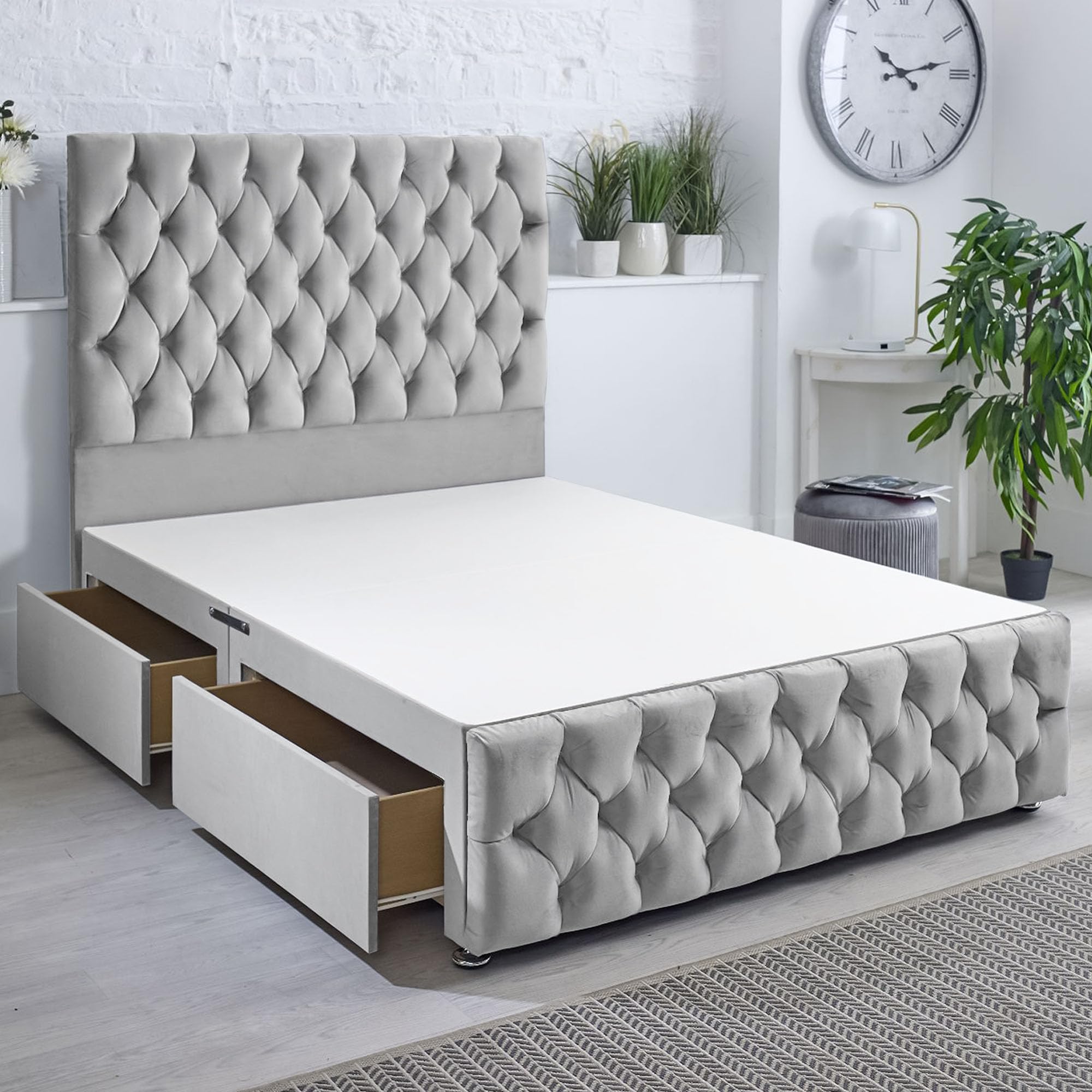– ComfoRest - Elegant 6FT Super King Divan Bed with 4 Drawers | Durable Base for Modern Interiors | Sturdy Frame with Functional Design for Spacious Bedrooms (Silver Plush)