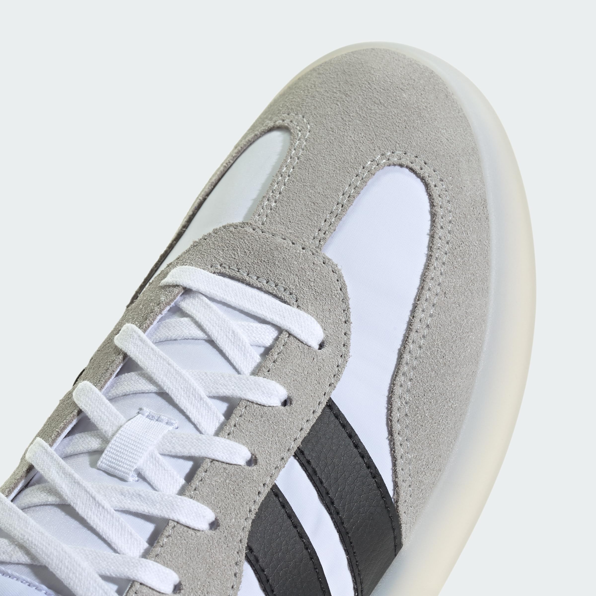Sportswear BARREDA DECODE Sneaker inspiriert vom Design des adidas handball spezial – Bild 7
