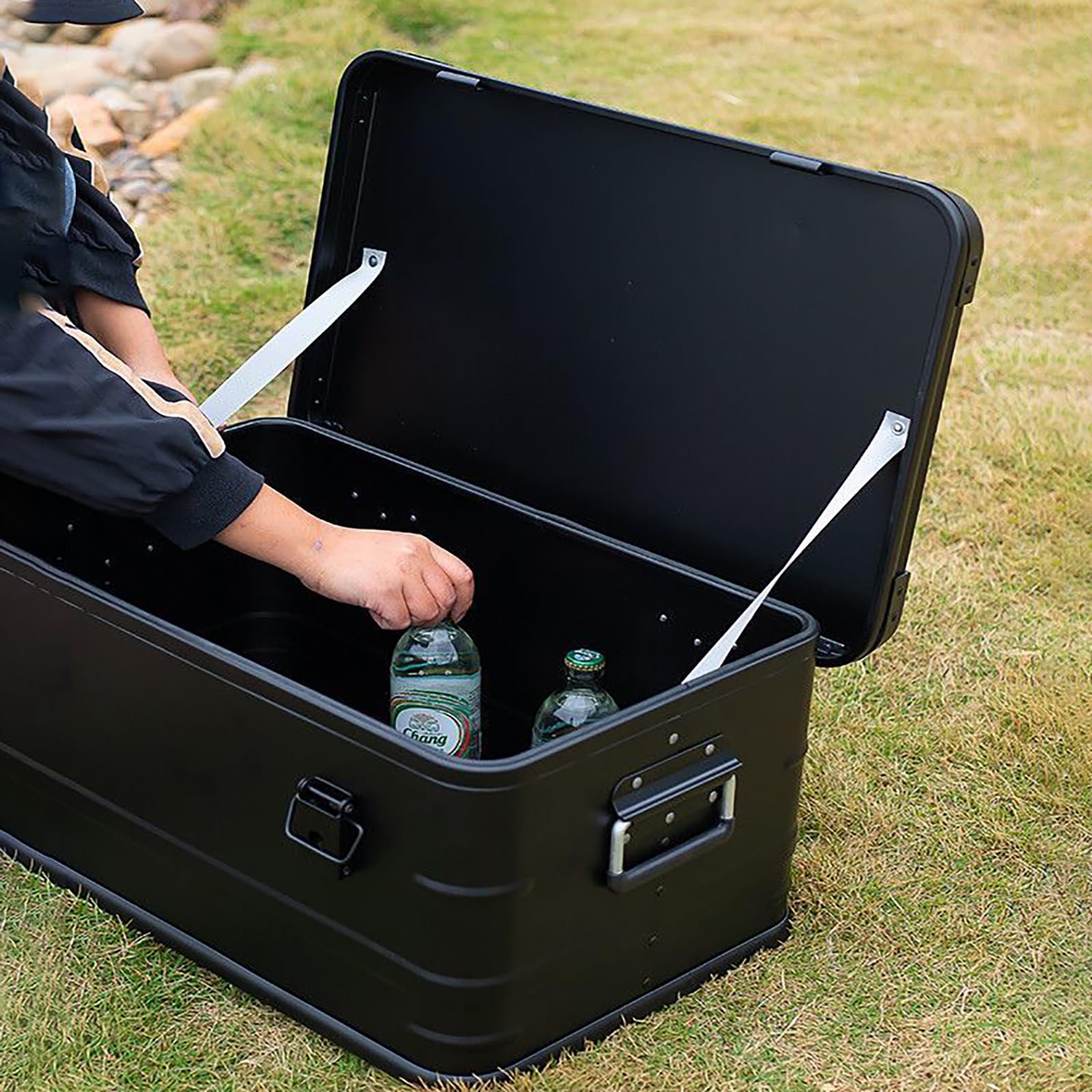 Amazon｜アルミ コンテナボックス 蓋付き 30L/50L/80L 収納ボックス