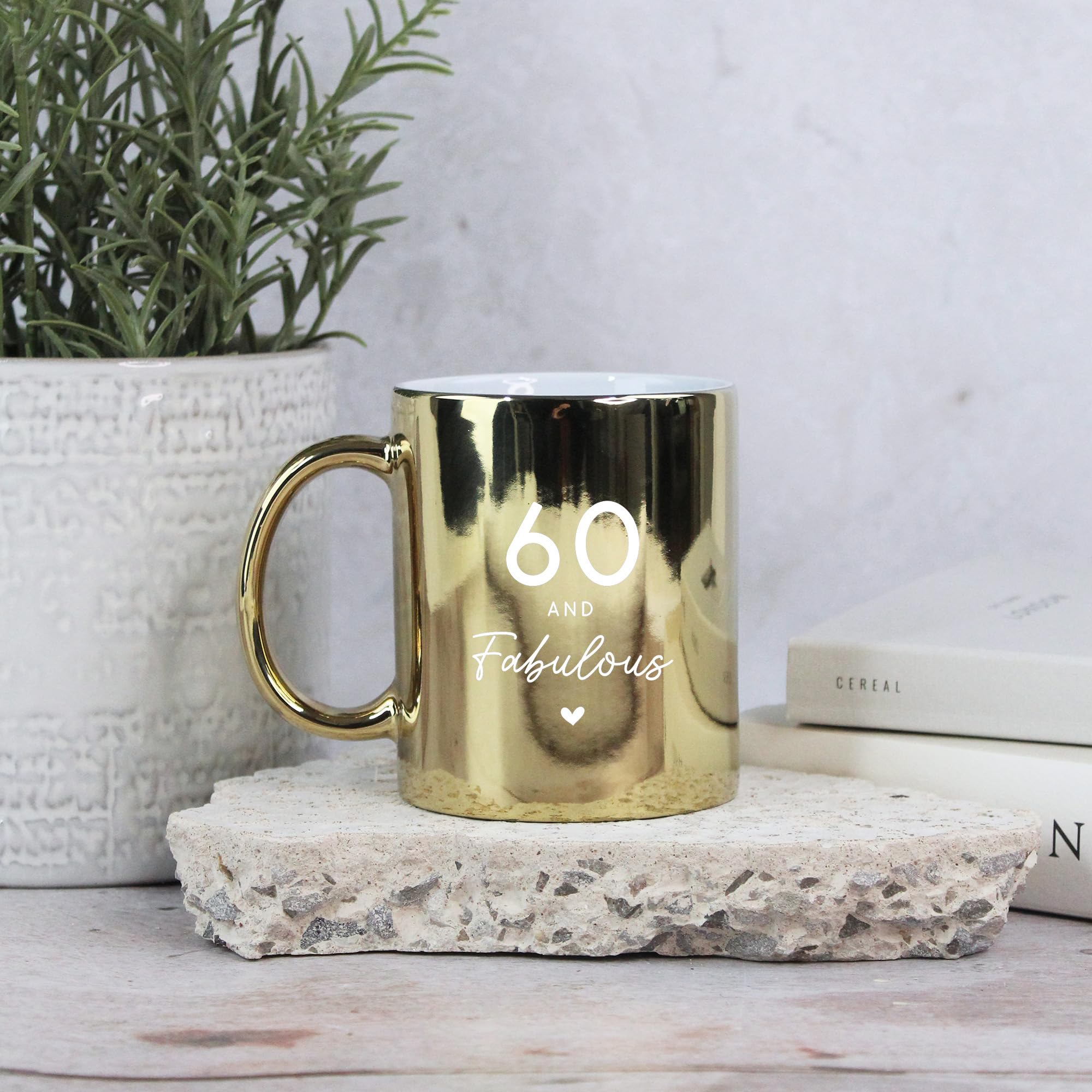 eBuyGB Shiny Gold Mug, 60 & Fabulous Ceramic Coffee Cup, Milestone Birthday, 60th Birthday Gift for Her, Nan, Mum, Friend, Auntie