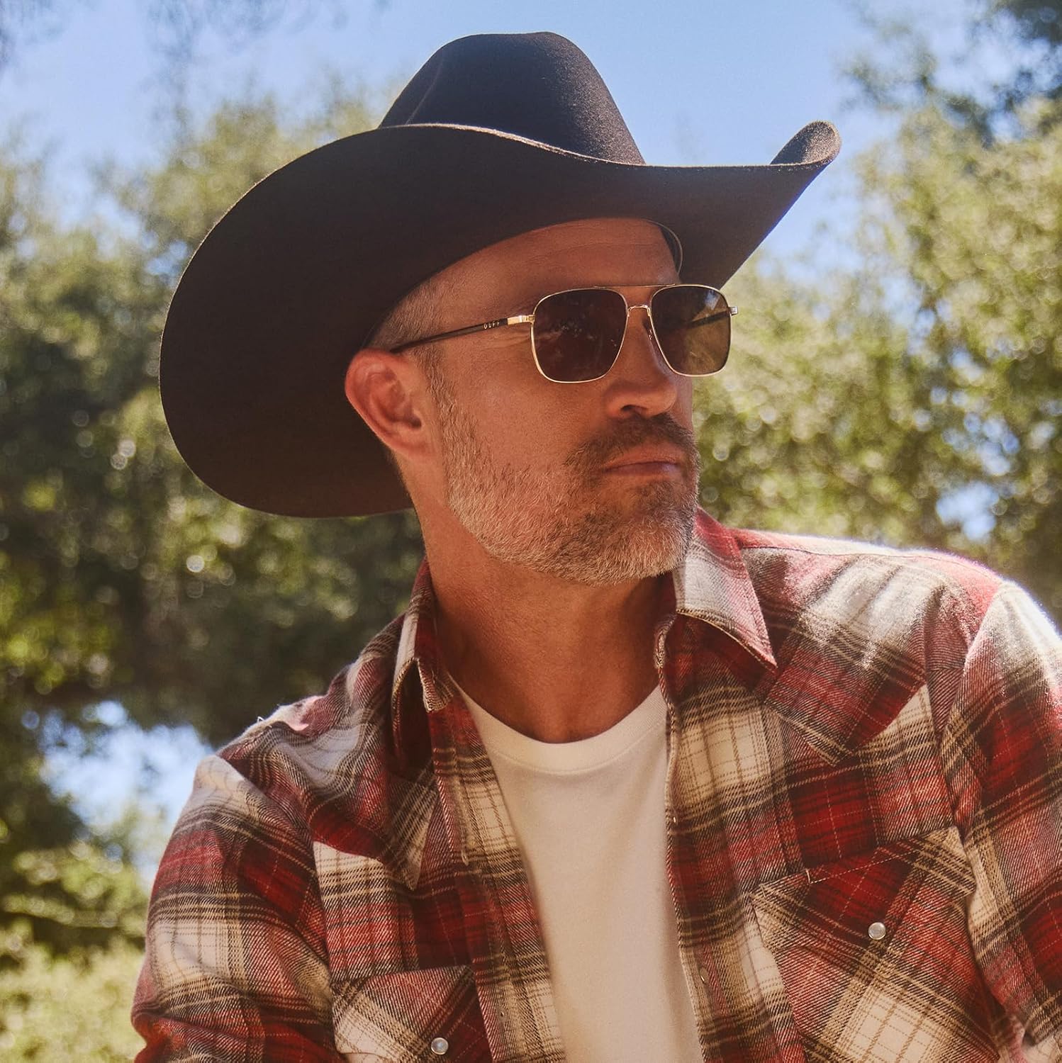 DIFF Yellowstone Sunglasses Rip Wheeler Designer Oversized Navigator Sunglasses for Men and Women UV400 Polarized Protection, Western Gold + Marbled Brown w/Bold Brown - Image 6