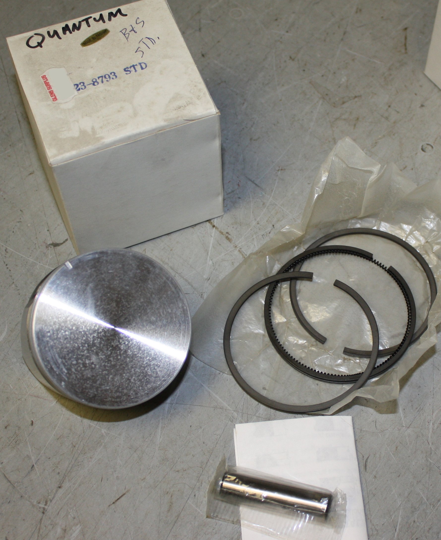 Rotary 8793 Aftermarket Piston & Ring Replacement Set