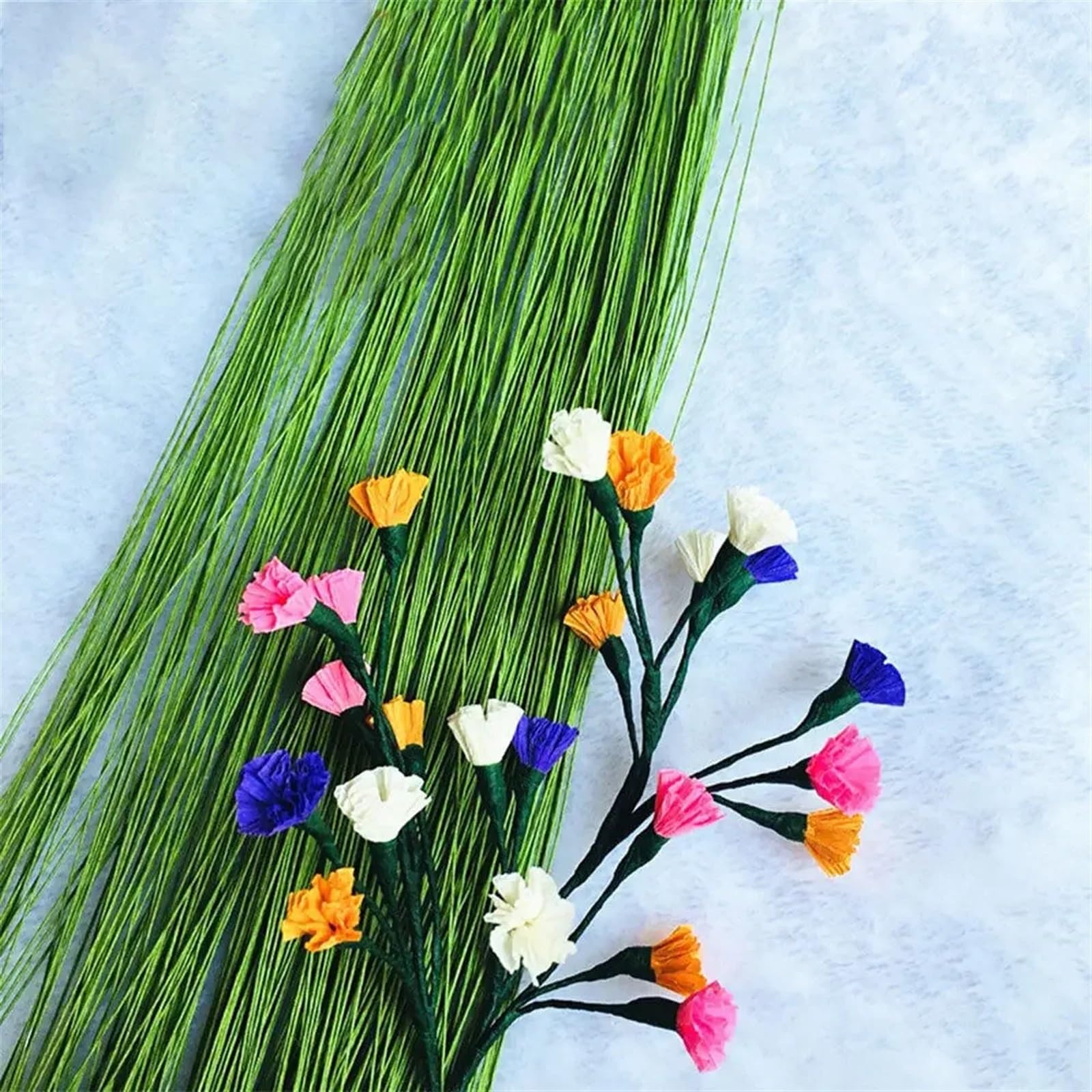 Blumendraht, Floristendraht 0,45 mm künstliches Zubehör, weiche Blumendrahtstiele, Kranzherstellung, Blumen, DIY-Blumenhandwerk, Eisendraht, mit Kleber umwickelter Blumenstab(Green 60cm)