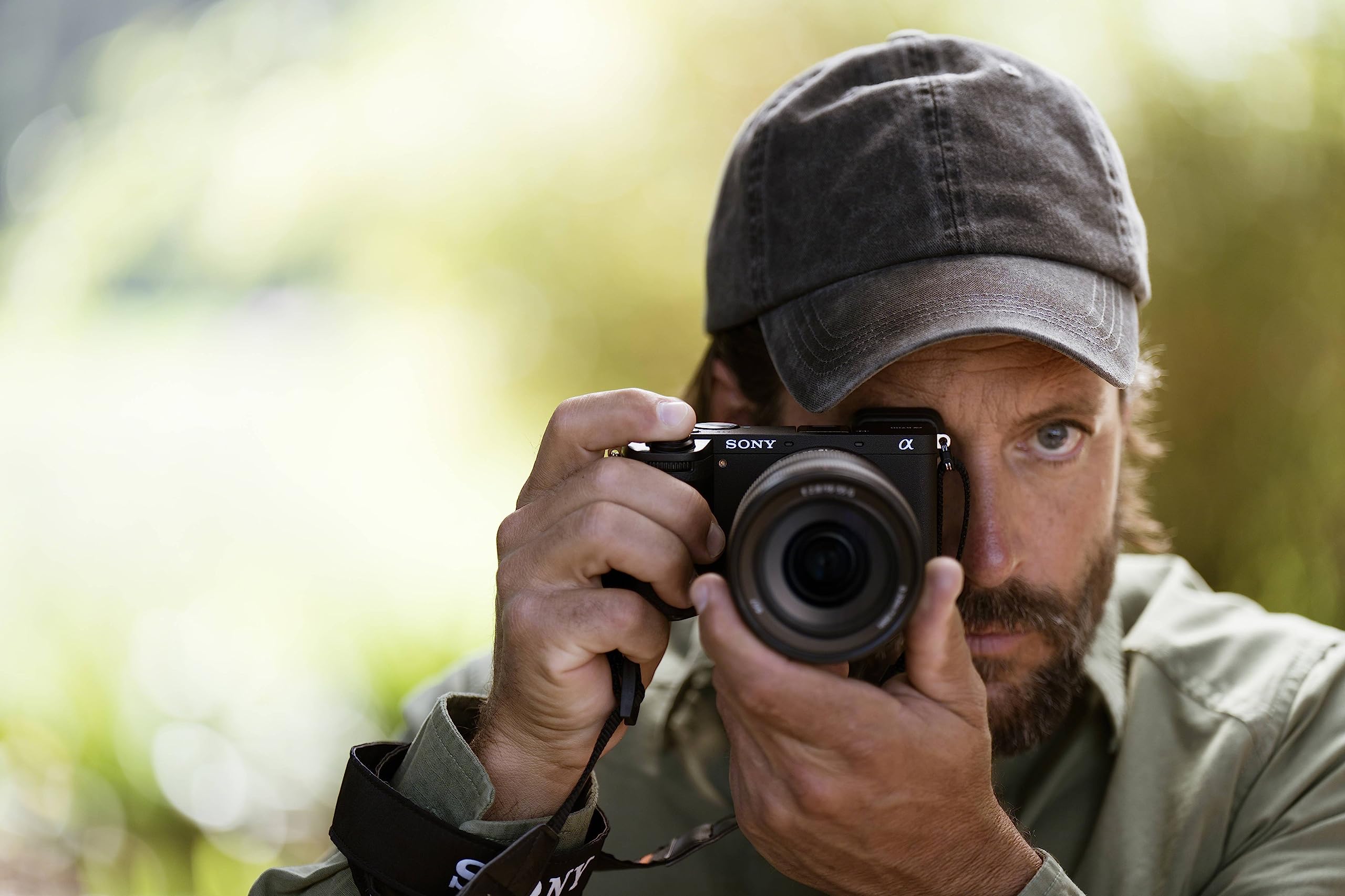 Sony Alpha 6700 | Appareil Photo Hybride APS-C (26Mp BSI, Mise au Point AF basée sur l'IA, stabilisation d'image sur 5 Axes, Écran Tactile pour Vlogging & Selfies)