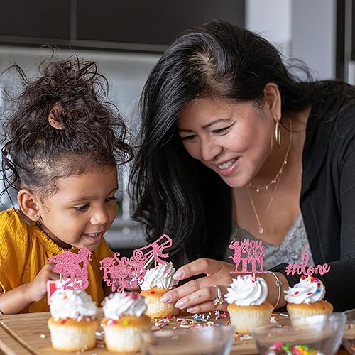 Miniatura 172 de Paquete de 24 adornos dorados para cupcakes de graduación 2025 con purpurina So Proud of You Done Diploma Graduation Cap Cupcake Picks Class of 2025