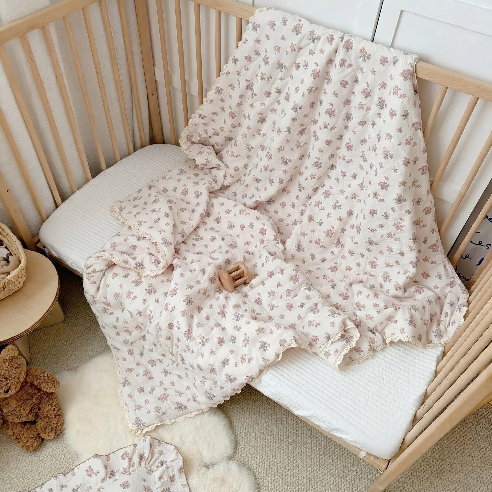 BuLuTu Retro Design Tuberose Flower Quilt Blanket for Toddler Girls Chic Floral Crib Comforter Soft Gauze Toddler Bedding Lightweight Comforter for All Seasons, Machine Washable, 60x78 Inches