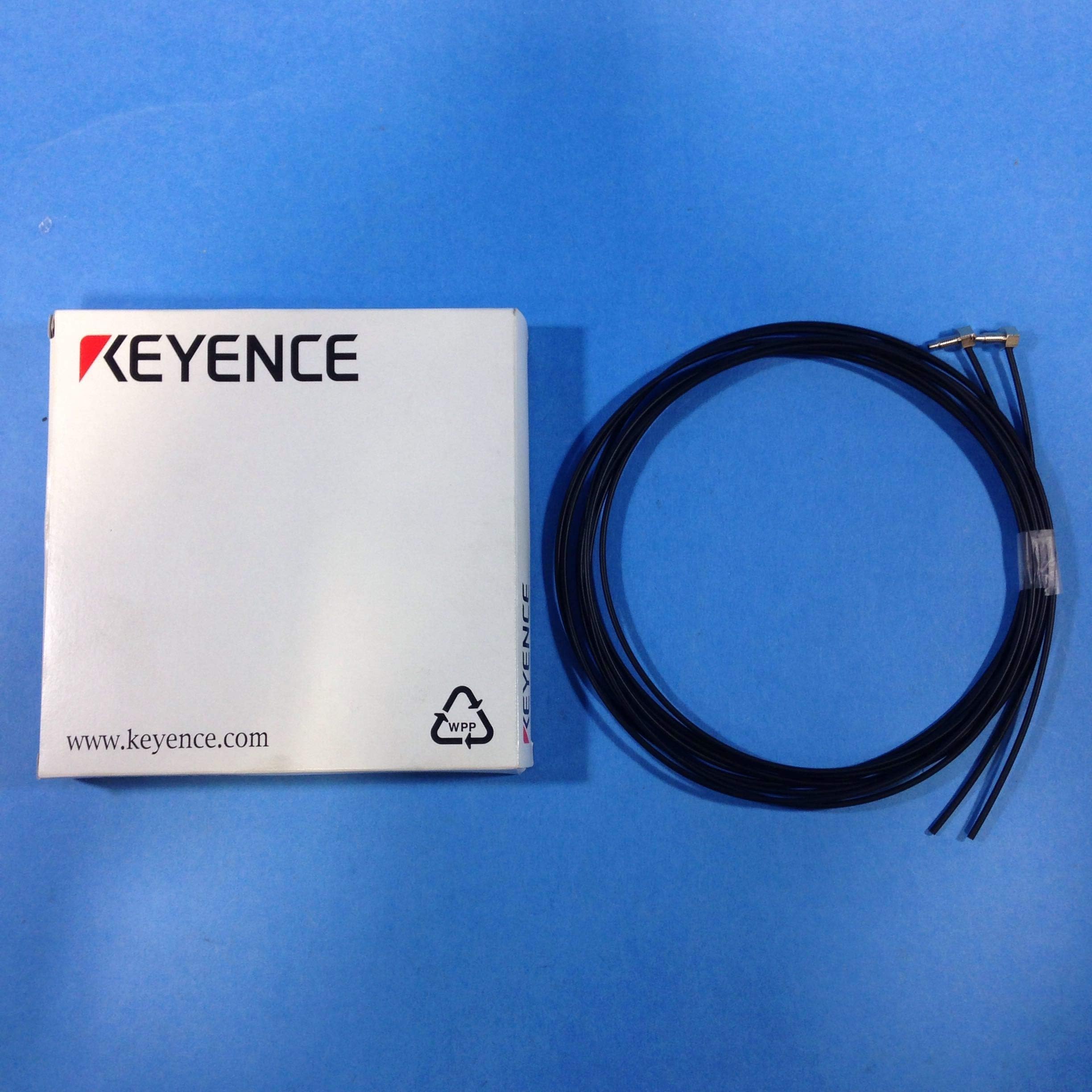 Keyence Corp FU-77TZ Fiber Optic Cable, 2METER, TRANSMISSIVE Unit, -40 to +50 °C, Minimum Bend Radius : R2 MM, TOUGHFLEX, FU Series