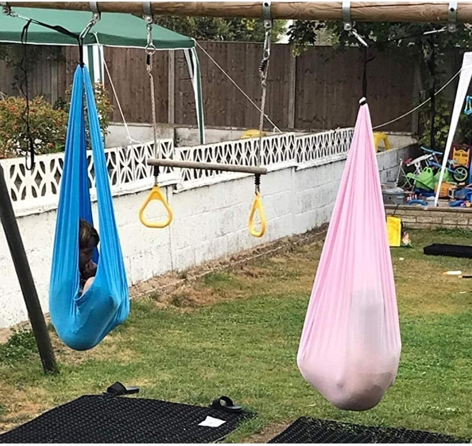 No2758 額装 井阪仁 「赤い屋根の風景」 黄袋共箱 日本画 琳派 送料無料