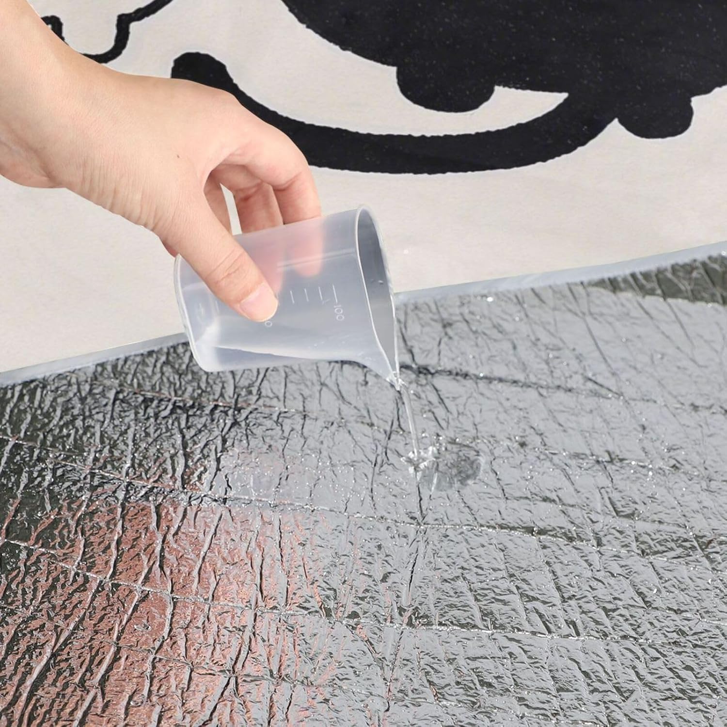 Round Camping Blanket - Fits 2 Adults, Summer Accessories Water Resistant Lawn Blanket for Beach Mat or Family Outdoor Camping Party 58 in (Cartoon Minimalist Cat Cute)