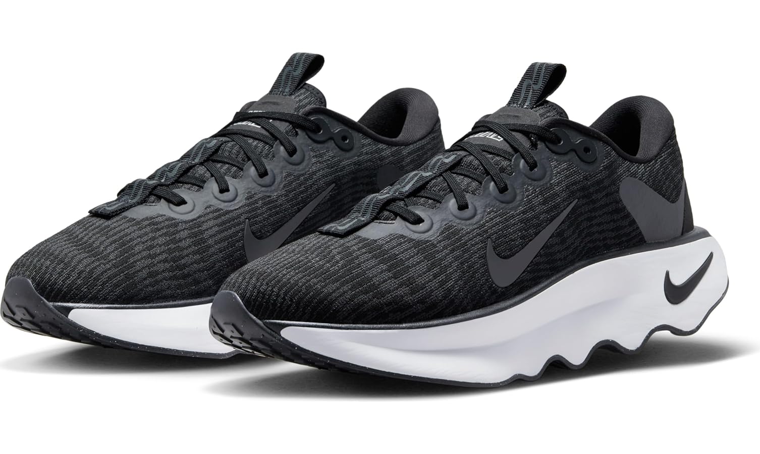 NIKE ☆ MOTIVA （27.5㎝）新品未使用 値引きしました！ Amazon | NIKE Motiva メンズ DV1237-001, ブラック, 24 | NIKE