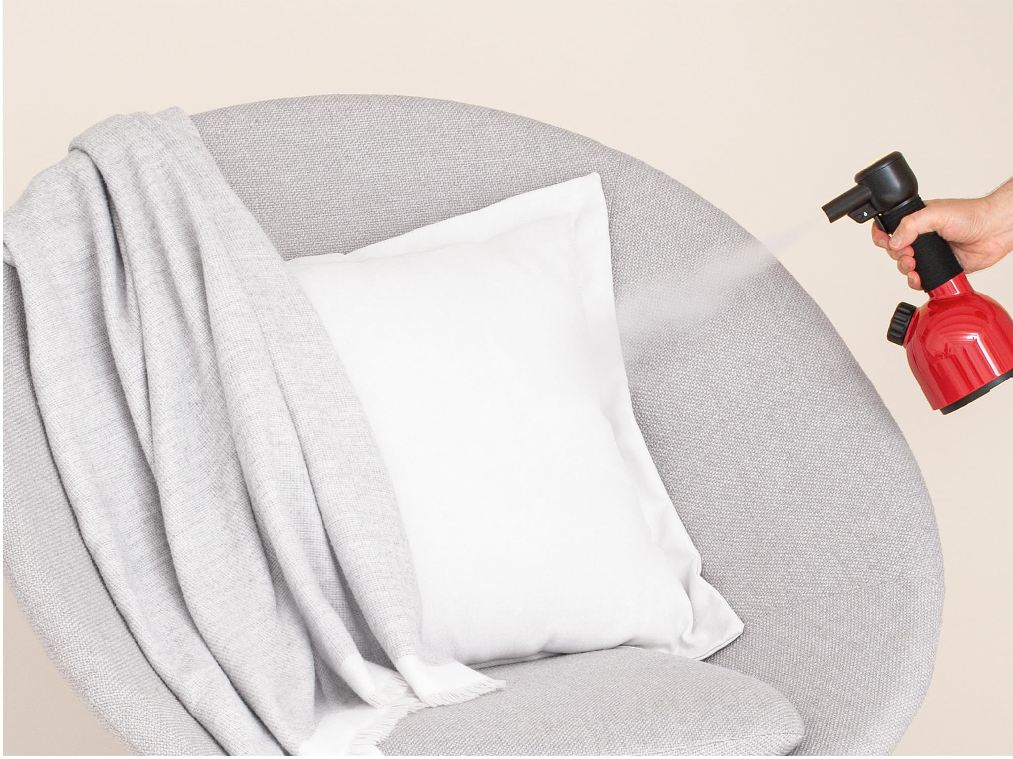 Laurastar IGGI Intense Red Défroisseur Vapeur à Main,Défroisse et Purifie les Textiles, Compact Nomade et Design (rouge)