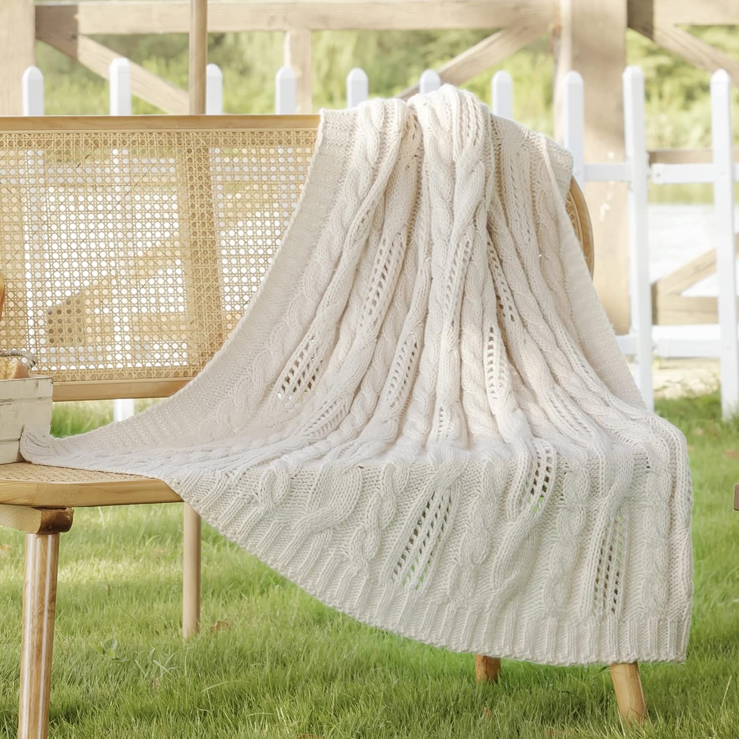 The 9 Best Wool Throw Blankets in 2024