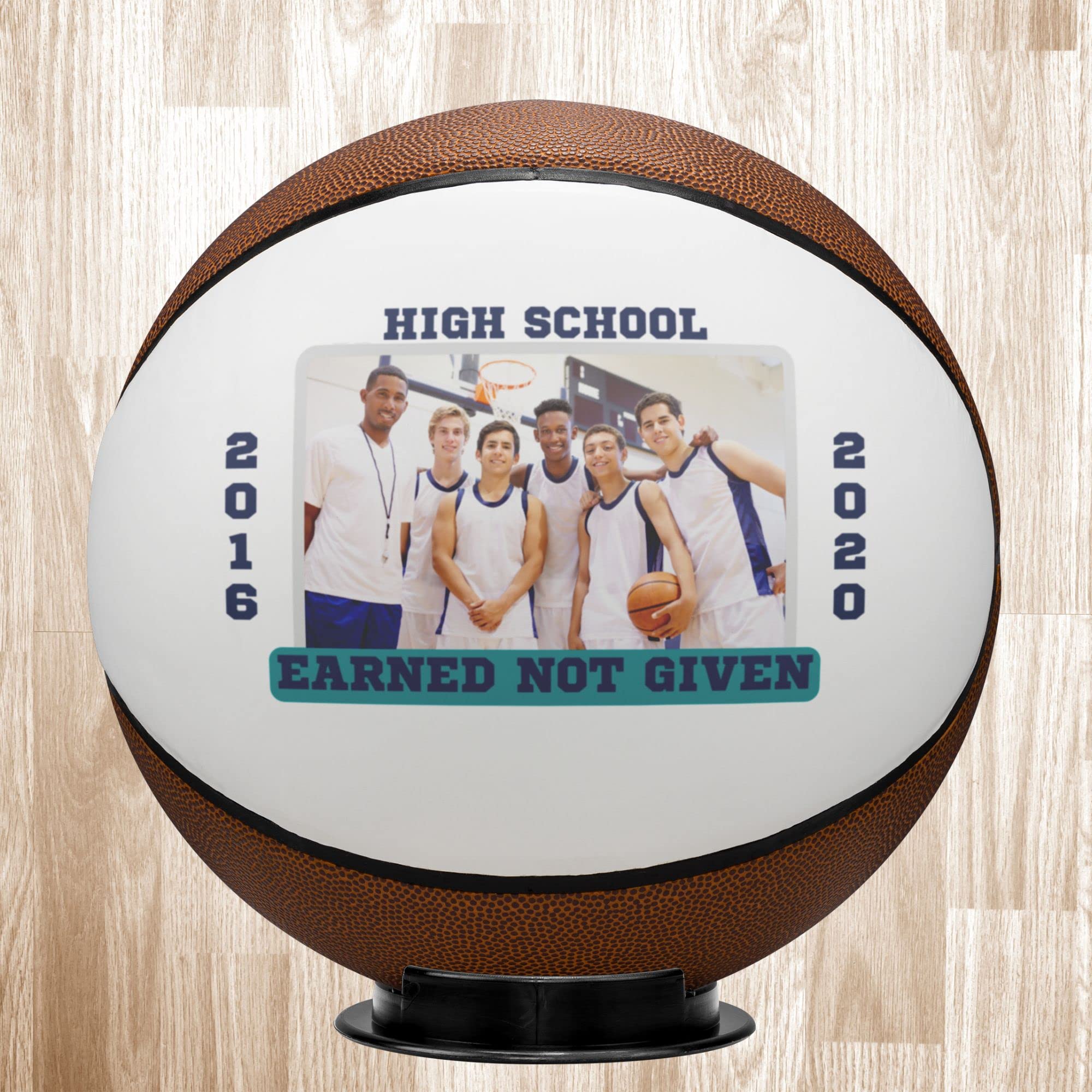 Pallone Da Basket Personalizzato Con Messaggio, Per Nipote Da Nonni. Pallone A Grandezza Naturale (74,9 Cm) In Pelle Sintetica, Con Base Espositiva.