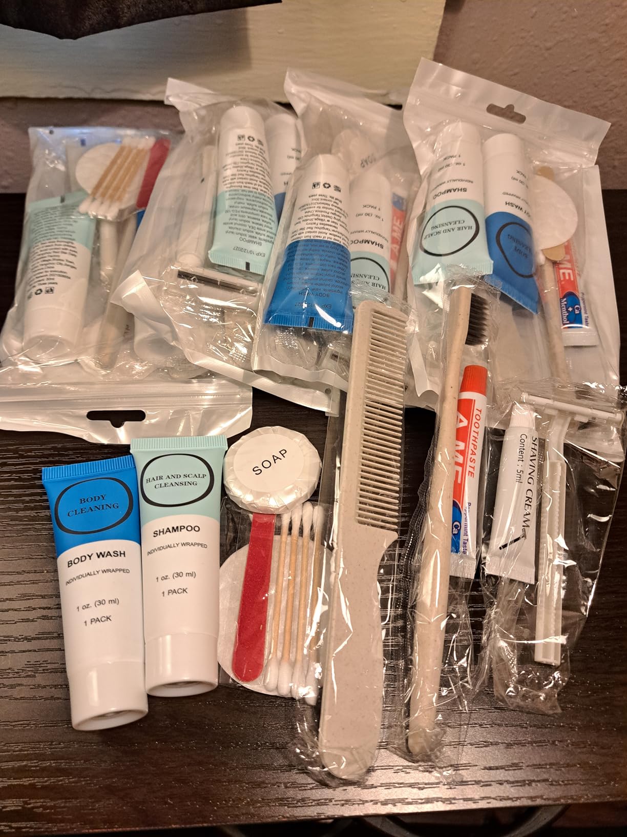 RSQAZQ Toiletry Kits Homeless Personal Hygiene Care Package Kits Supplies In Bulk, Disposable Travel Size Essential Women Men Toiletries Set for Hotel, Charity, Camping, Travel (20 Pack)