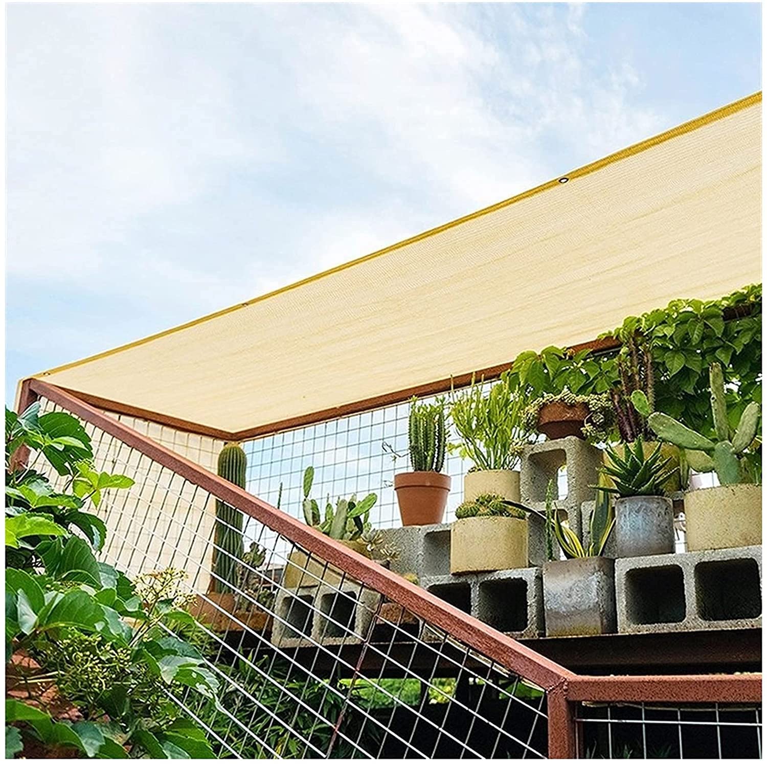 Voile d'ombrage haut de gamme 1,5x2m sable pour design extérieur épuré