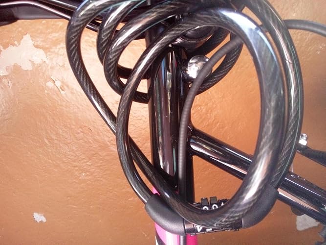 Antivol Câble Master Lock 1.2 M – Combinaison 4 Chiffres, Revêtement Vinyle, Pour Vélo, Skateboard, Poussette