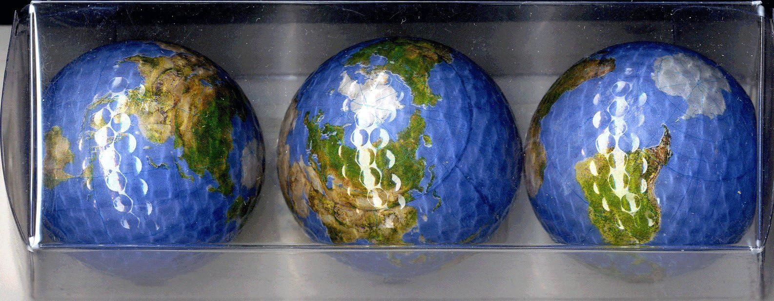 World Earth Special Occasion Golf Ball Set