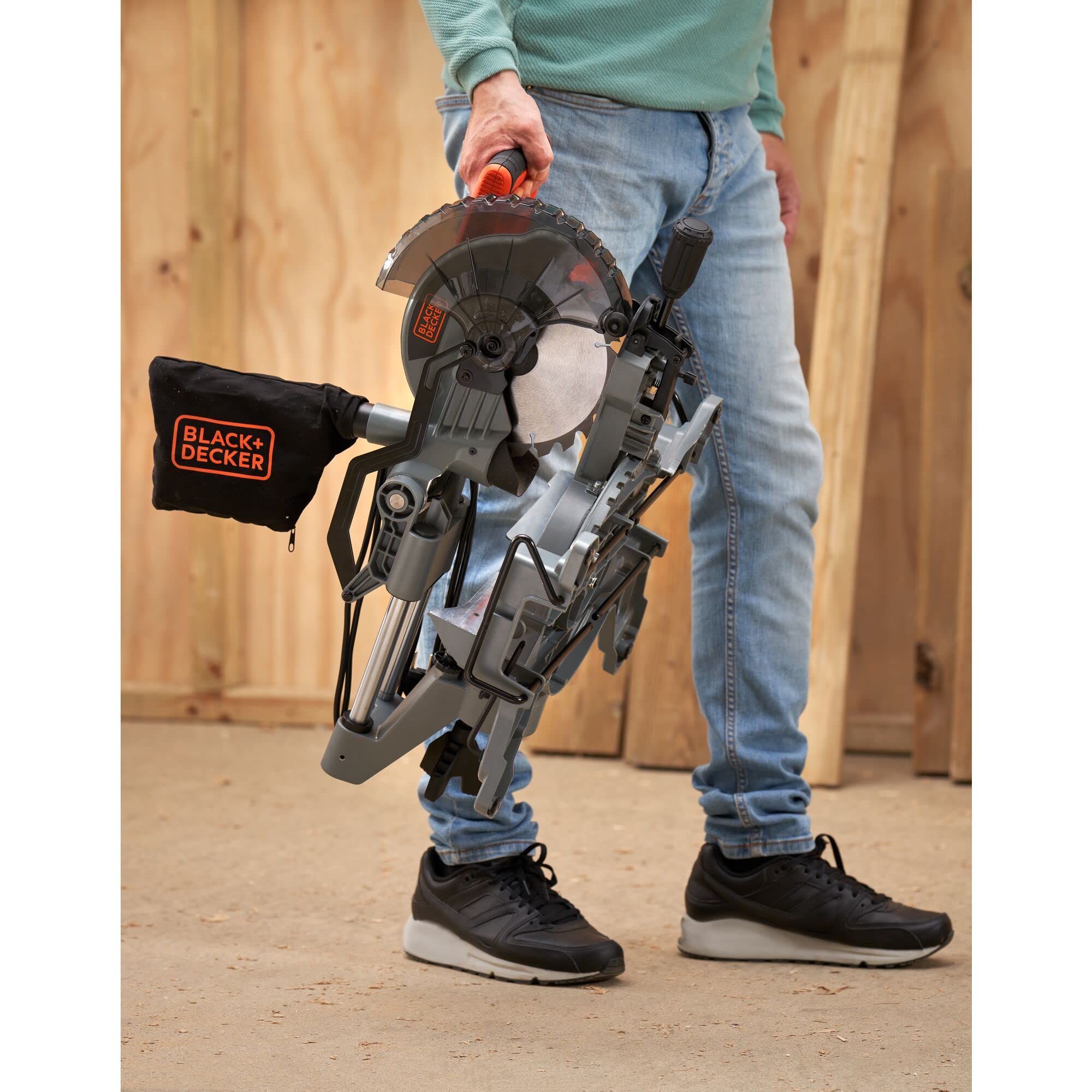 BLACK+DECKER BES701-QS Pilarka 1500 W do cięcia ukośnego 220 mm