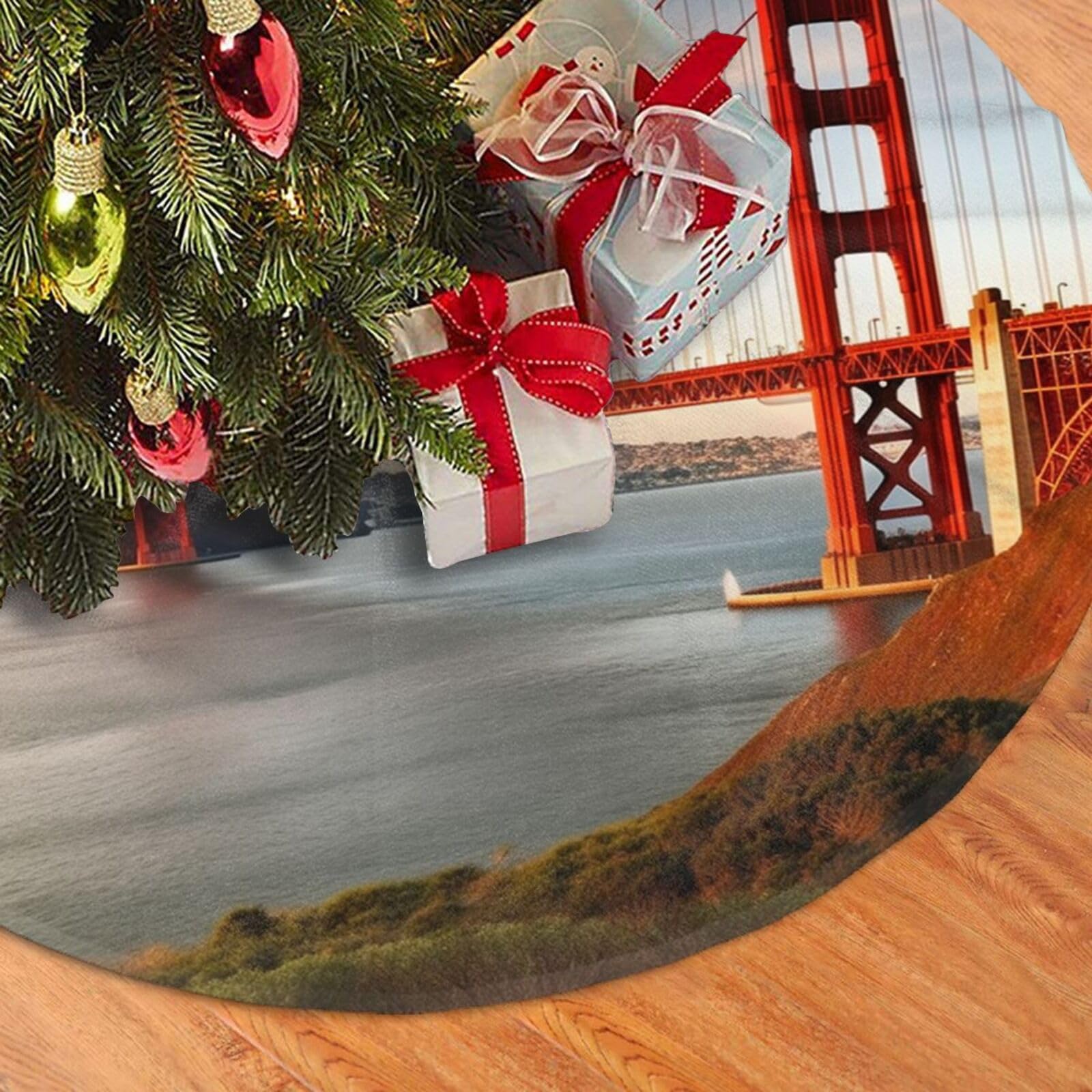 Fodpand Black Golden Gate Bridge Christmas Tree Skirt 48" Velvet Xmas Tree Skirt Mat Rustic Christmas Tree Mat Cover Winter Xmas Tree Collar For Indoor Outdoor Christmas Decorations