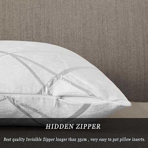 Miniatura 3 de GIGIZAZA Fundas de almohada decorativas de 18 x 18 pulgadas, fundas de almohada gruesas blancas para sofá, juego de 2 almohadas cuadradas de lujo