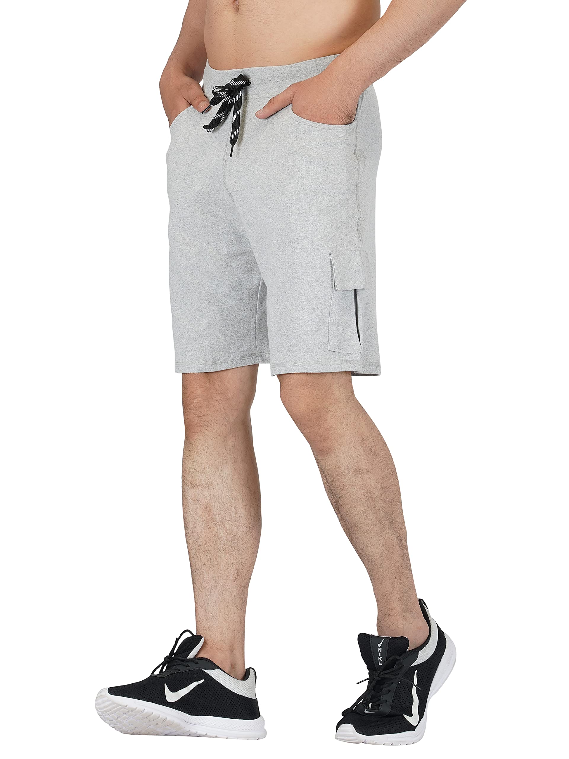 Imperative Recycled Cotton Shorts with Cargo Pockets on Both Sides-picture-27