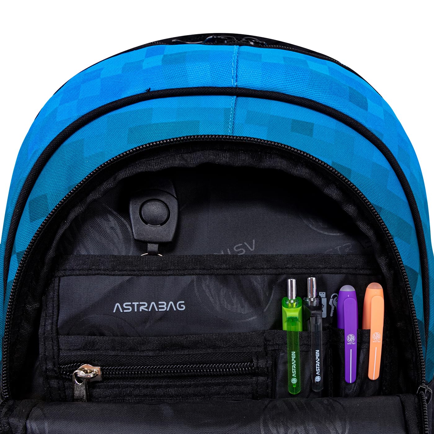 ASTRABAG Plecak Szkolny Blue Pixel, 39x28x15 cm, Niebieski, Dla Chłopca, Klasa 1-3, Poliester, 20L, Usztywniany, 3 Komory, Do Szkoły
