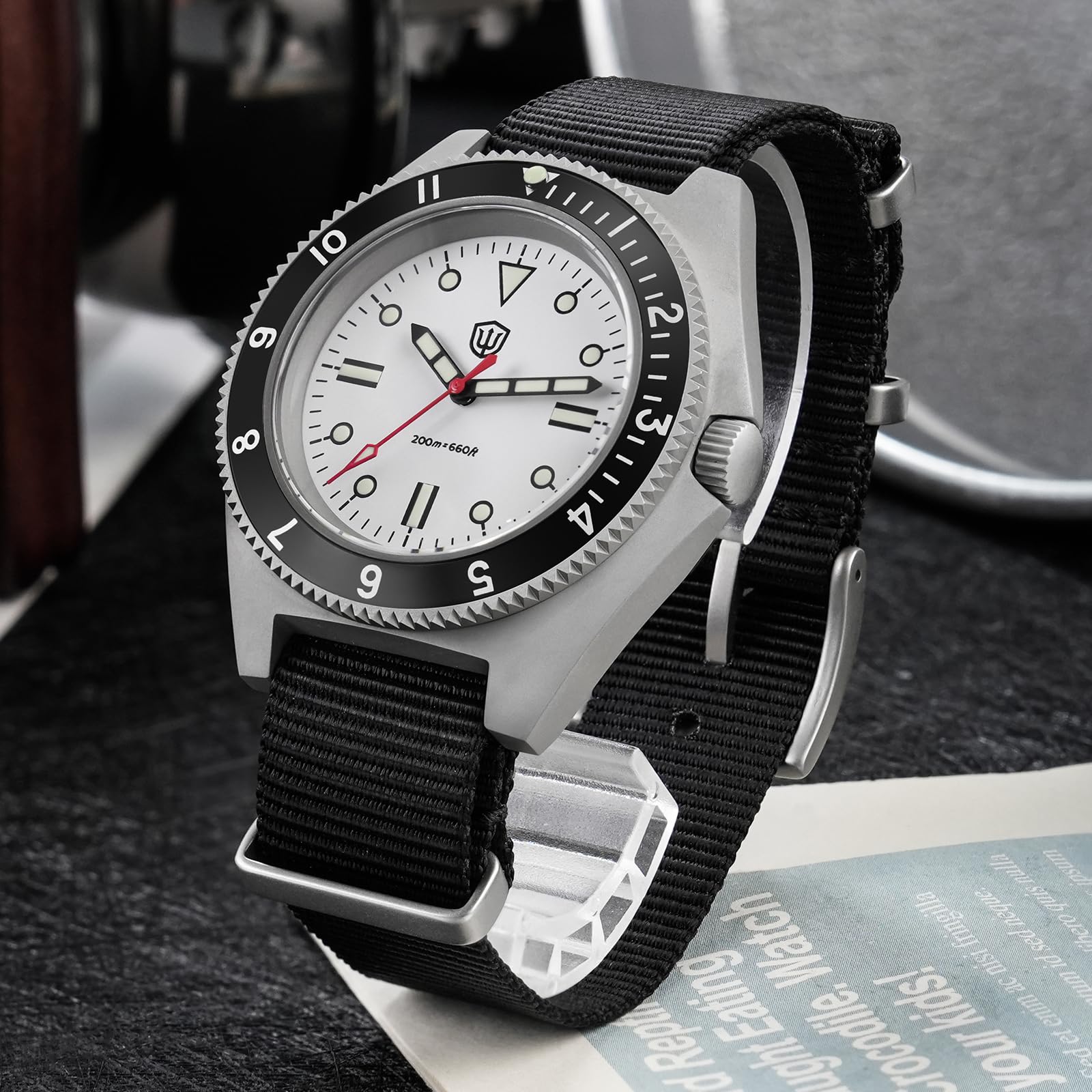 watchdives WD1972 VH31 Orologio al Quarzo, Orologi Subacquei Militari Orologio da Polso di L;usso in Cristallo di Zaffiro Orologio Impermeabile 200 M per Uomo