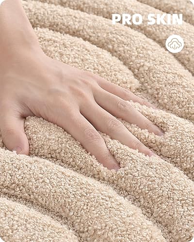 Miniatura 2 de Color&Geometry Alfombra de baño beige absorbente para ducha, 20 x 32 pulgadas, antideslizante, para baño, suave y lavable, tapete de baño pequeño,