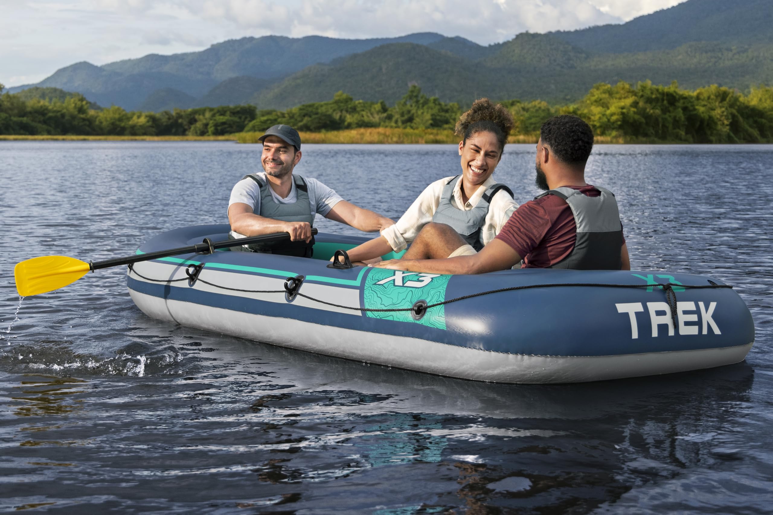Bestway Hydro Force Schlauchboot-Set Trek X3, 294 x 137 x 39 cm, 2 Erwachsene, bis 360 kg, 3 Luftkammern, PVC, Ruderdollen, Tragegriff, Halteleine, aufblasbarer Boden, Pumpe, Ruder, GS-Zertifiziert