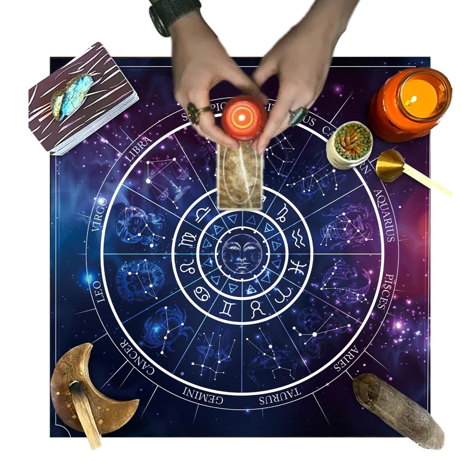 Cartes de divination tarot décoratives nappe textile à offrir comme cadeau d'anniversaire